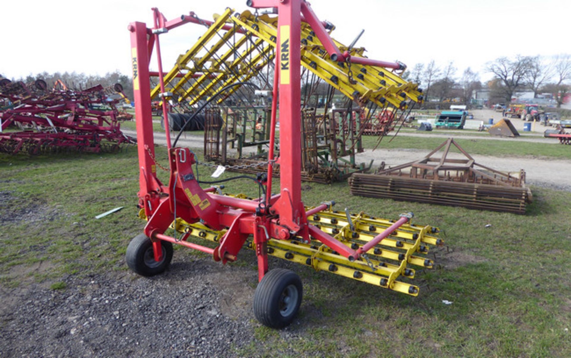 4226 KRM folding grass tines