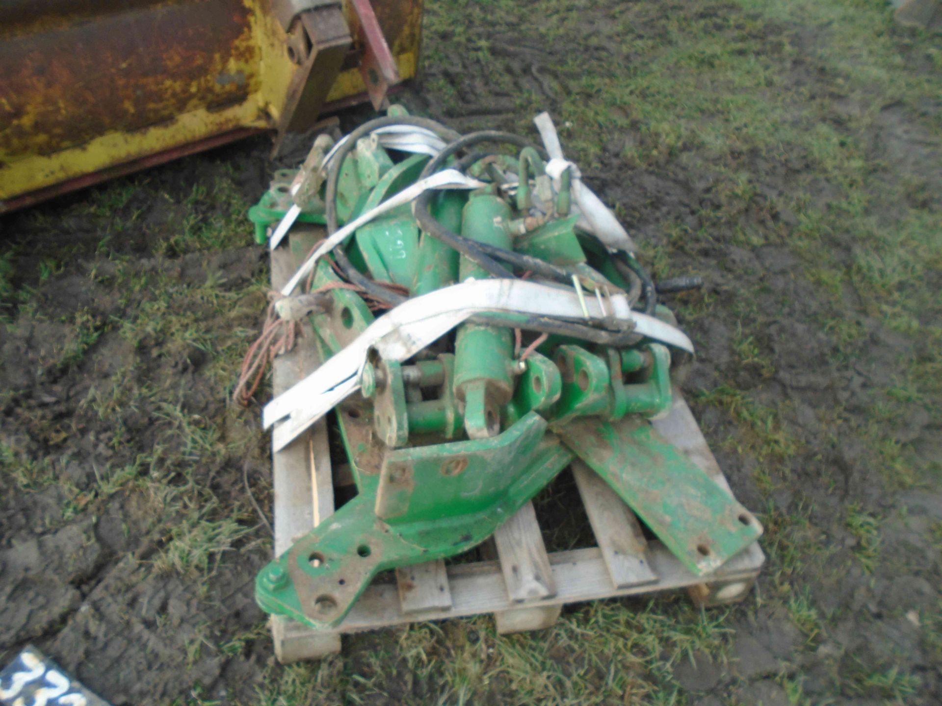 3329 John Deere 6910 front linkage