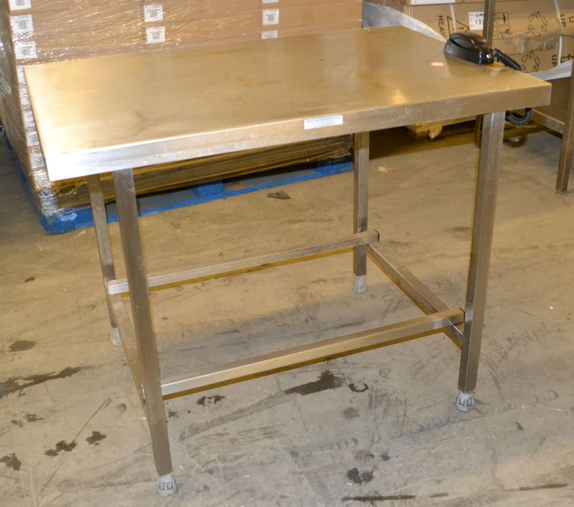 1 x Stainless Steel Prep Table With S3 Security Tag Device - Dimensions: 93 x 61 x 75cm - Ref: MC137