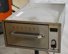 1 x Commercial Food Warming Drawer - Stainless Steel Finish - 240v 3 Pin Plug Attached - CL232 - Ref