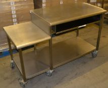 1 x Wheeled Dual Level Stainless Steel Prep Bench With Knife Holder - Dimensions: 147 x 66.5 x 89.5c