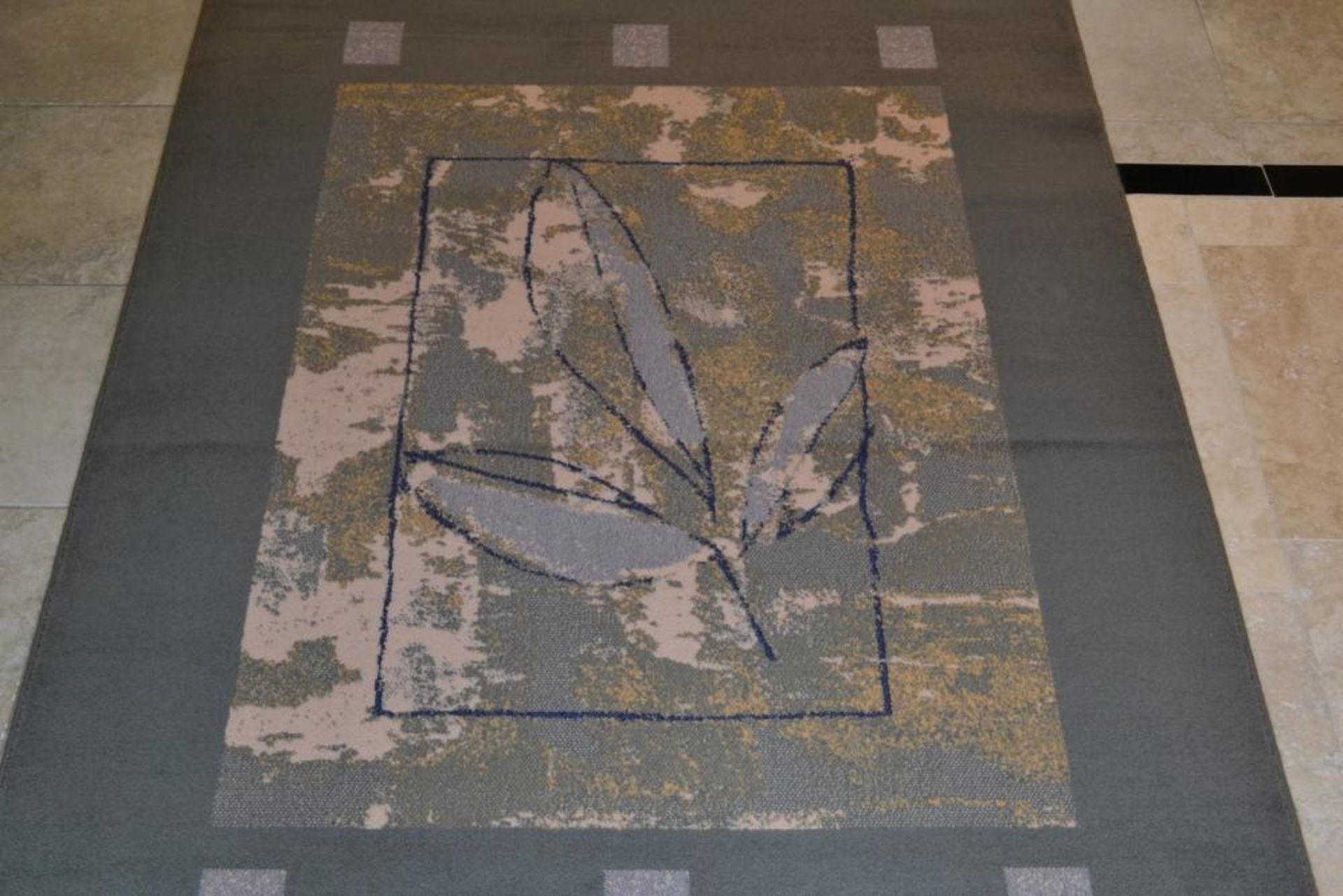 1 x 100% Wool Machine Made Mezzo Green Rug- Dimensions: 226x160cm - Unused - NO VAT ON THE HAMMER - - Image 9 of 12