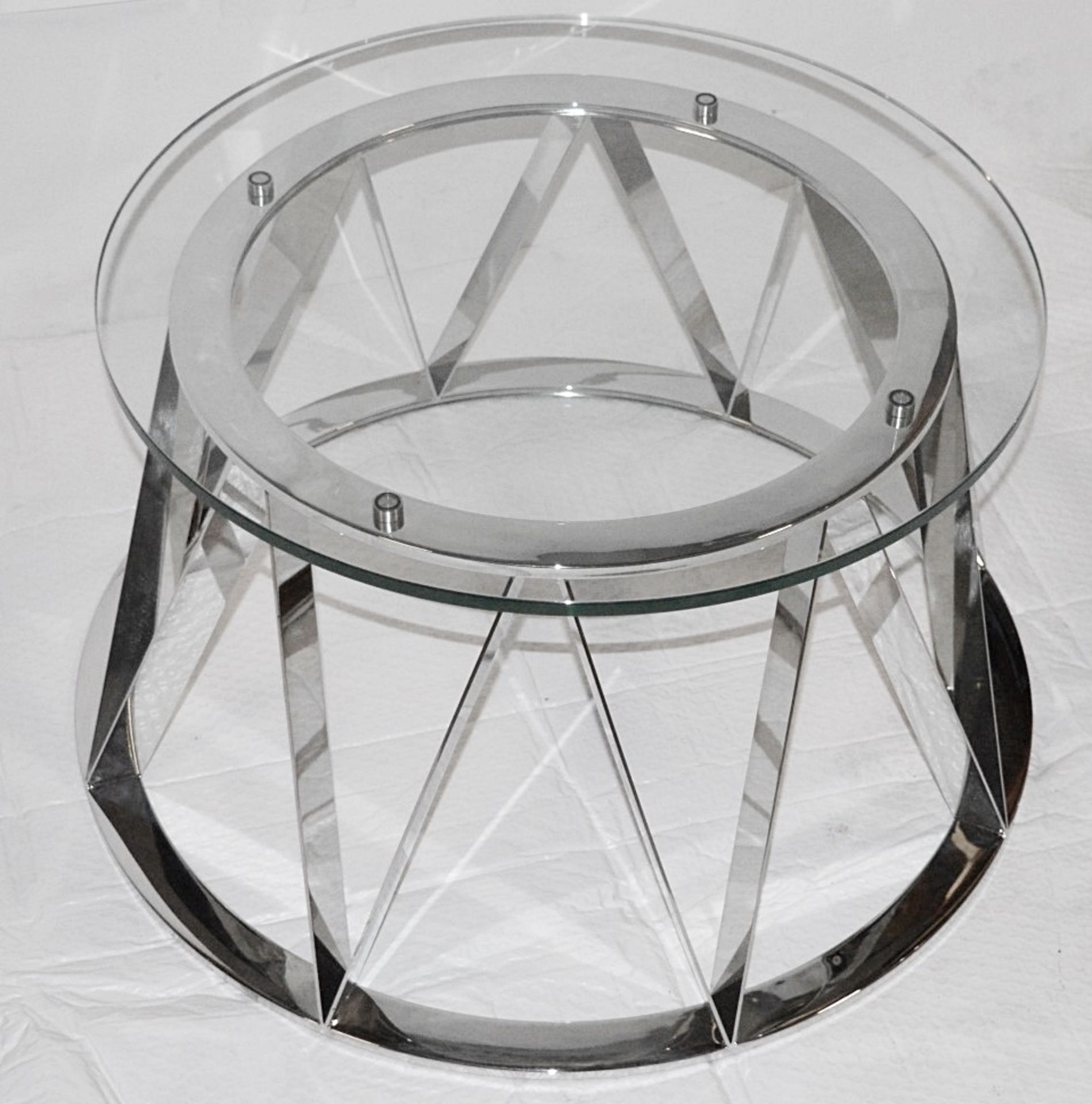 1 x Chelsom Drum-shaped Glass Topped Designer Lamp Table - Dimensions: Diameter 60cm x H38cm - - Image 2 of 4