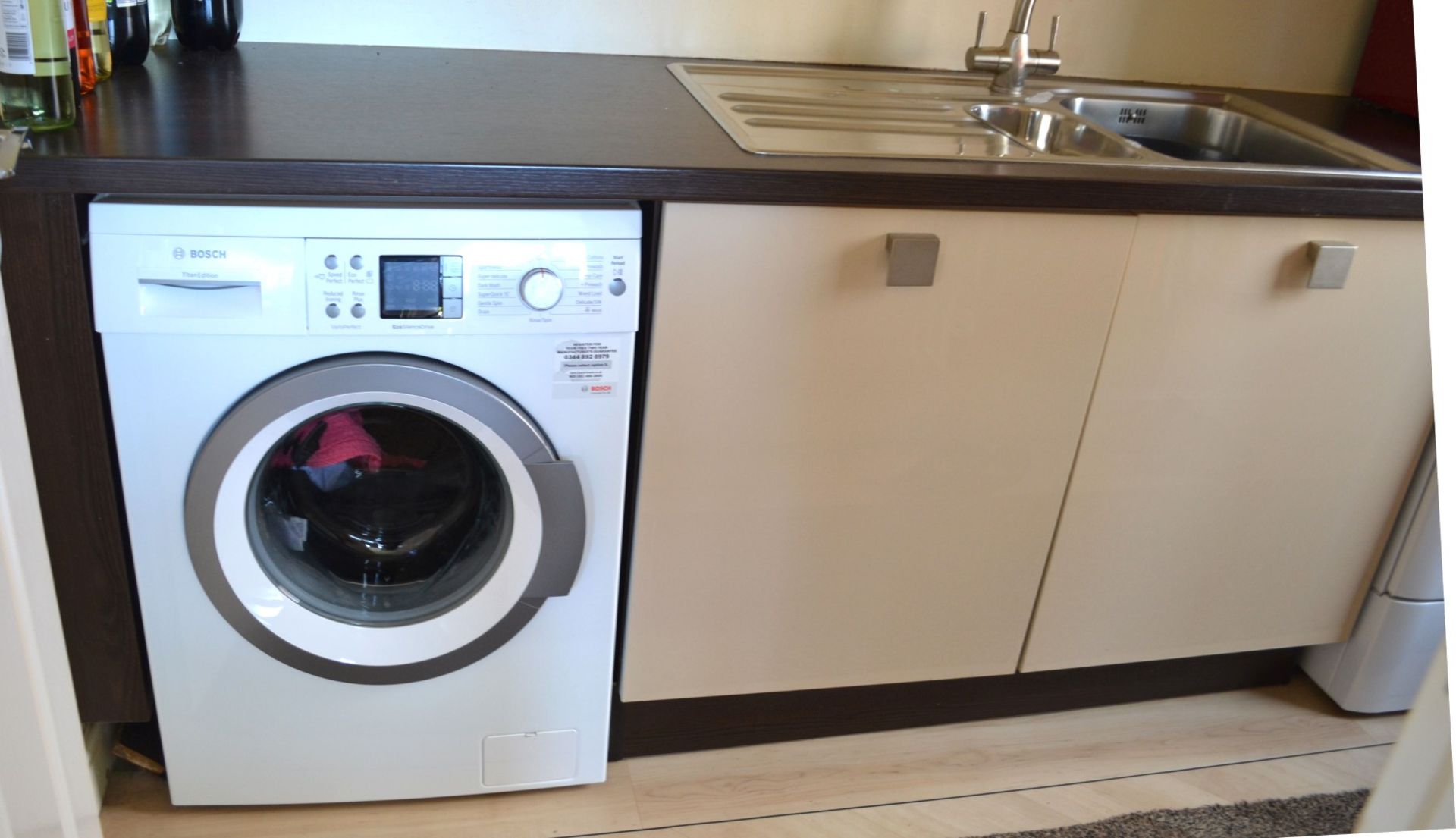 1 x Kitchen Design Bespoke Fitted Kitchen With Utility Room, Granite Worktops And Neff Appliances - - Image 38 of 41