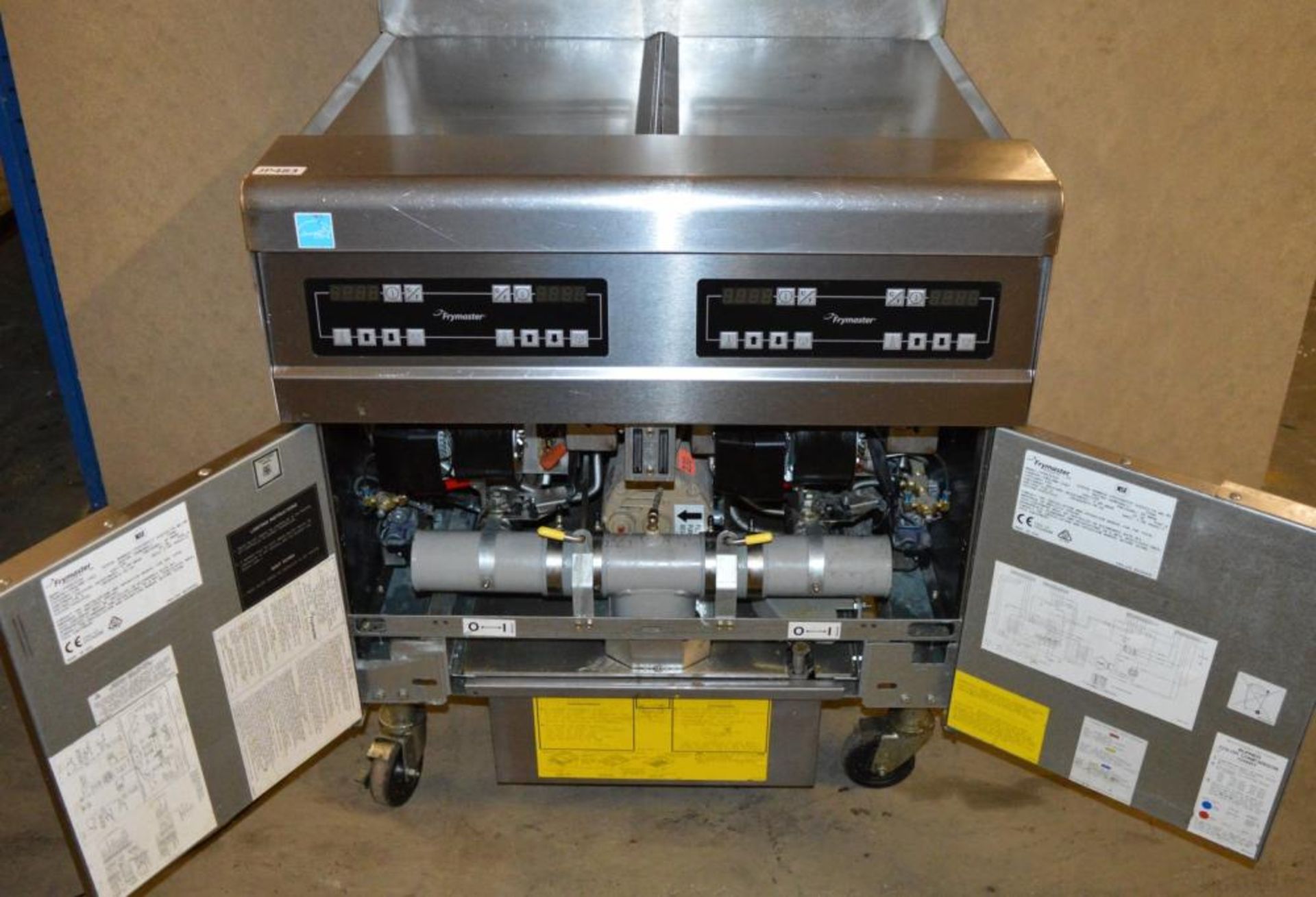 1 x Frymaster Natural Gas Dual Tank Fryer With Solid State Thermostats and Built-in Filteration - Image 2 of 12