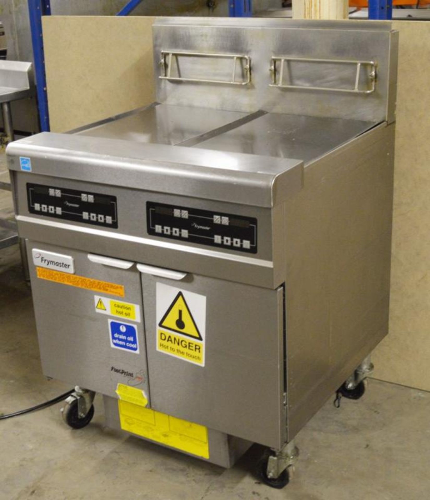 1 x Frymaster Natural Gas Dual Tank Fryer With Solid State Thermostats and Built-in Filteration - Image 10 of 12