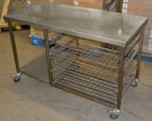 1 x Wheeled Stainless Steel Prep Counter With 4 Baskets - Dimensions: 140 x 65 x 87.5cm - Ref: MC125