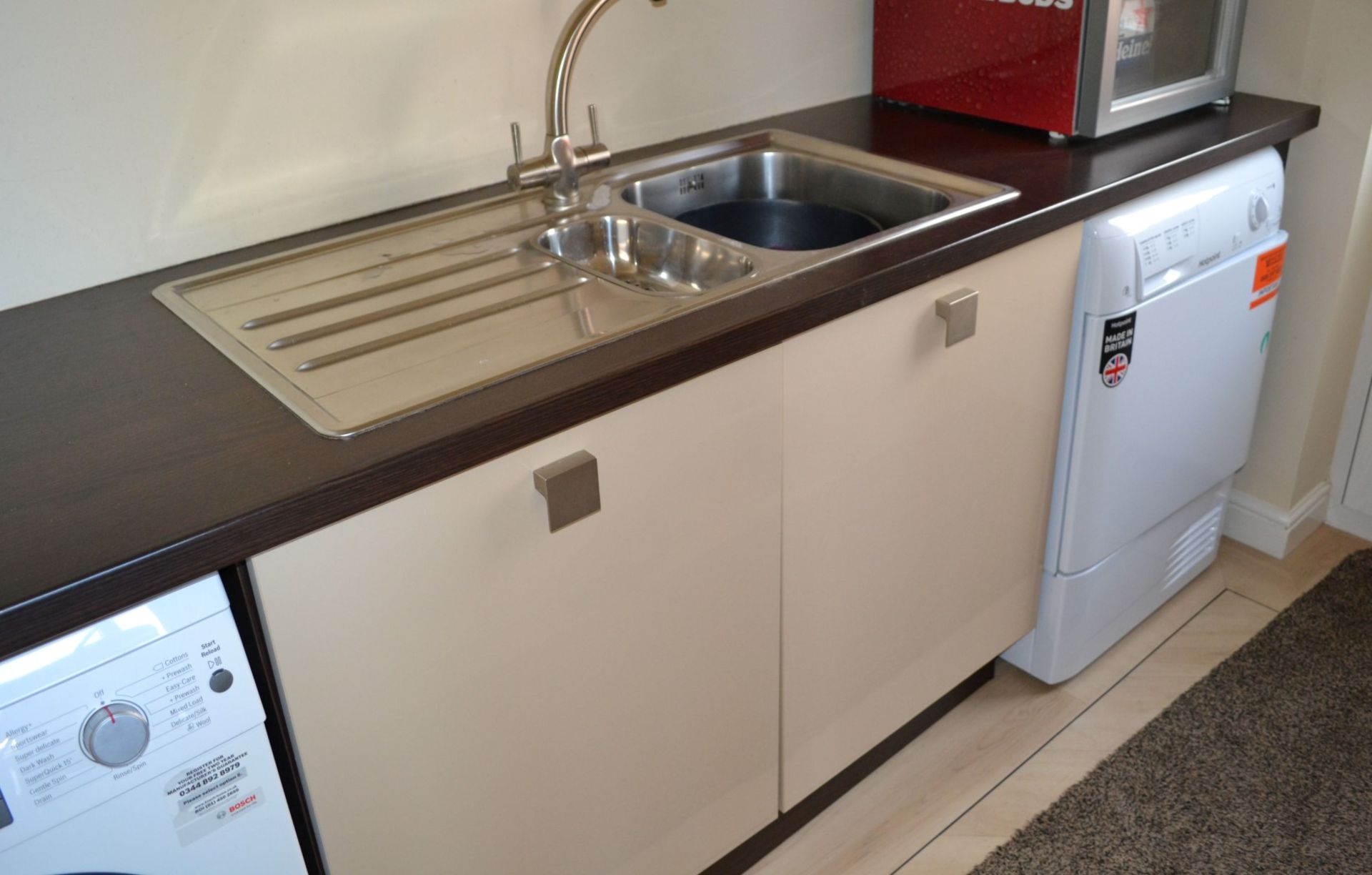 1 x Kitchen Design Bespoke Fitted Kitchen With Utility Room, Granite Worktops And Neff Appliances - - Image 39 of 41