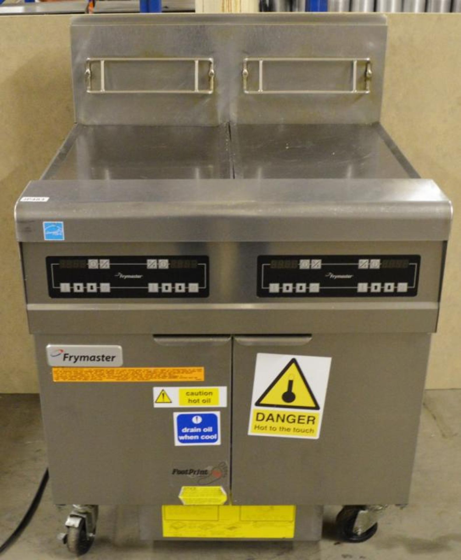 1 x Frymaster Natural Gas Dual Tank Fryer With Solid State Thermostats and Built-in Filteration