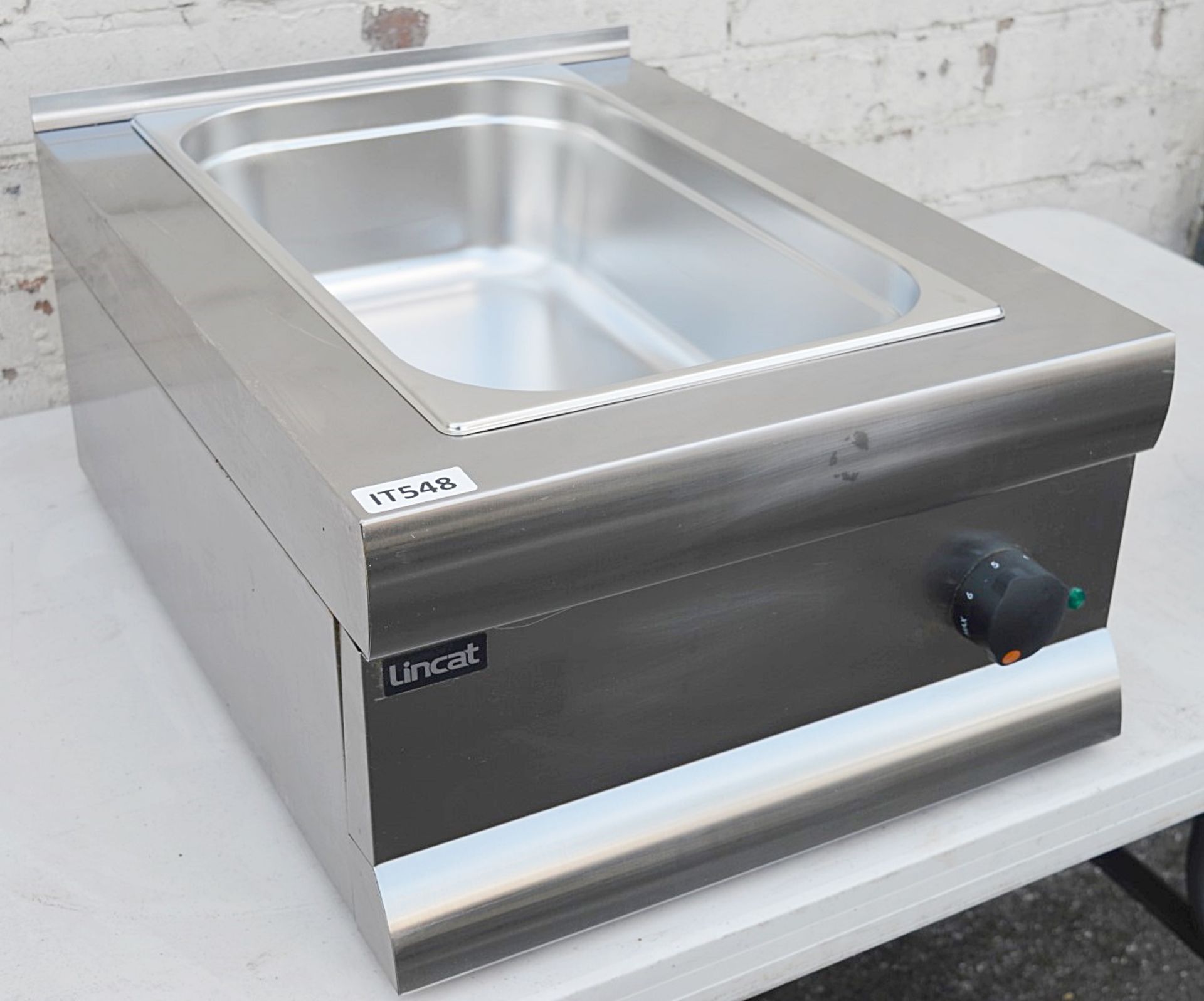 1 x LINCAT Commercial Bain Marie (BM4) - Stainless Steel Finish - Ref: IT548 - Image 3 of 9