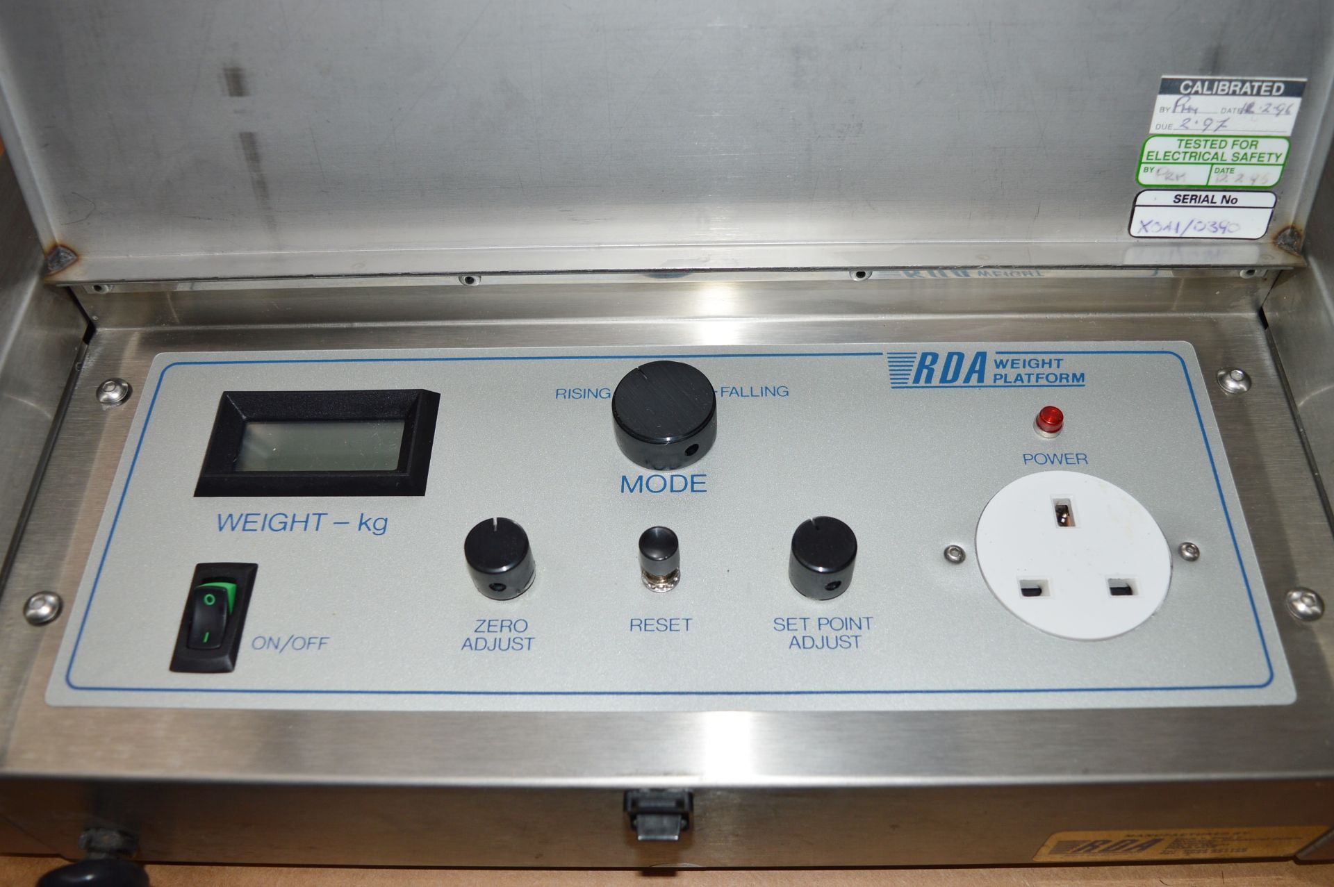 1 x RDA Professional Weight Platform Scale - CL011 - Designed For Refilling Refrigerant Cylinders, - Image 9 of 12