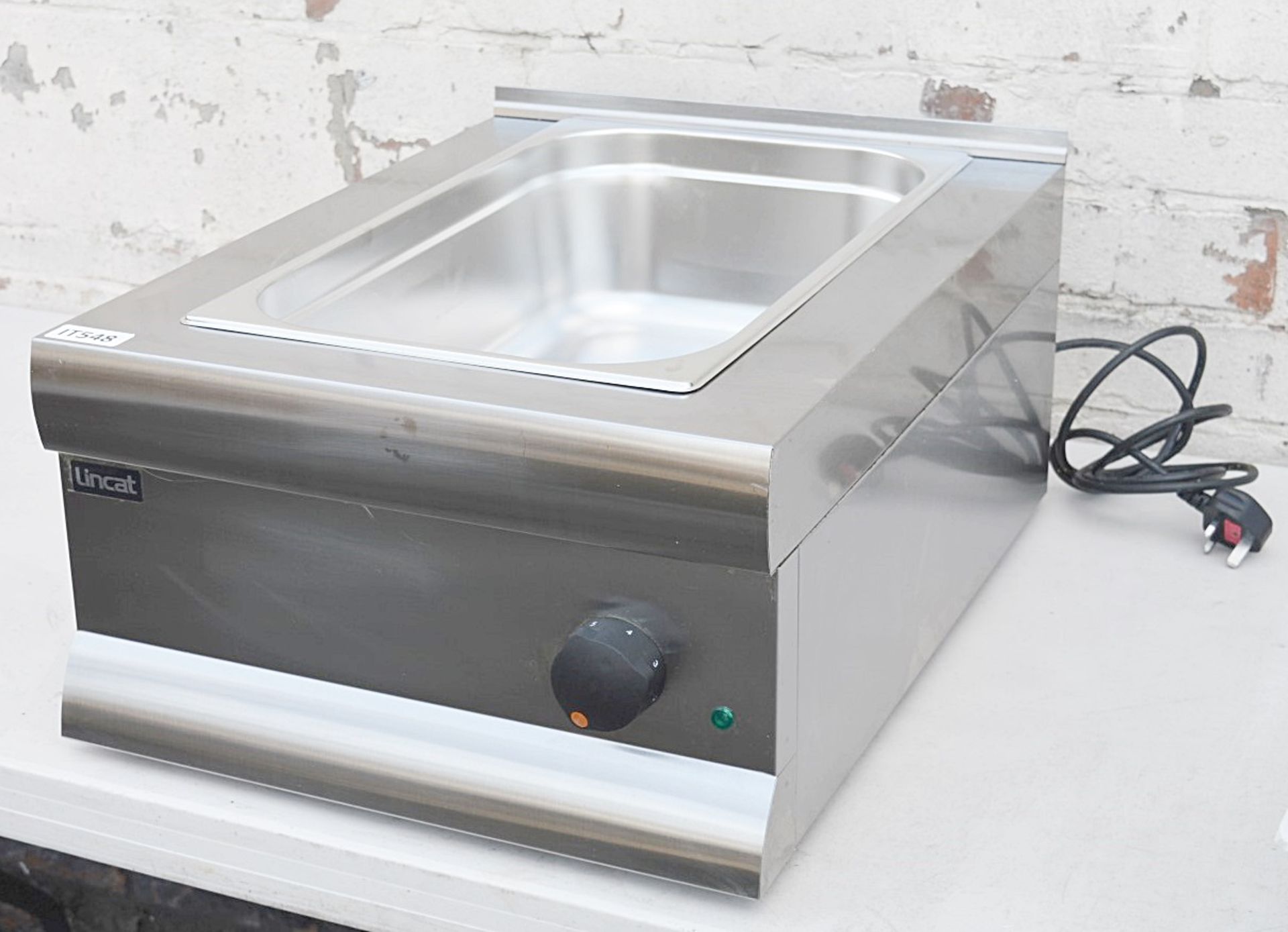 1 x LINCAT Commercial Bain Marie (BM4) - Stainless Steel Finish - Ref: IT548 - Image 4 of 9