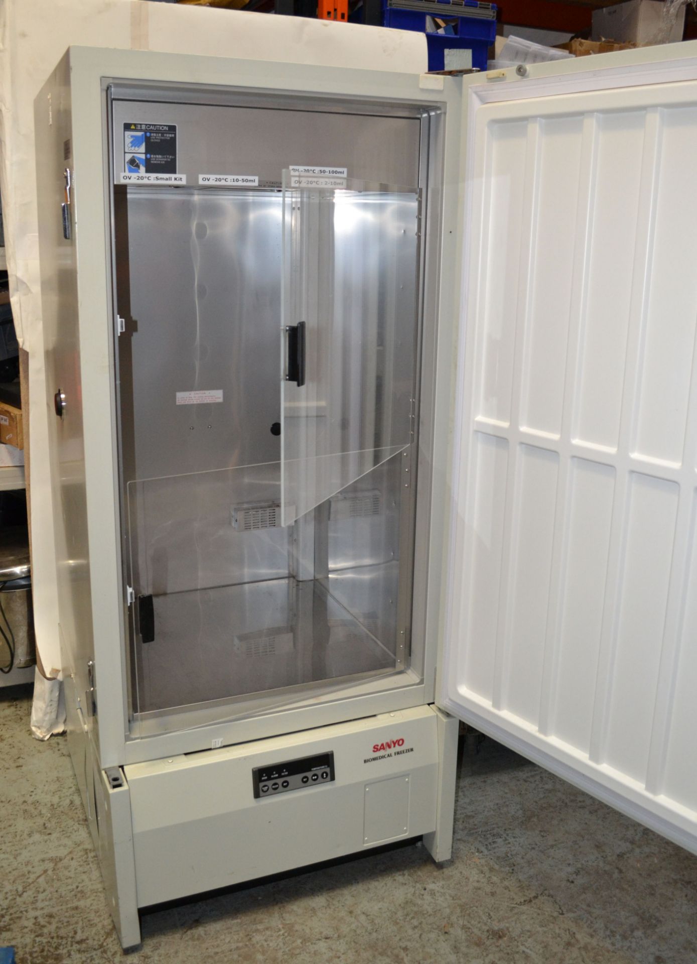 1 x Sanyo MDF-U443 Biomedical 426L Freezer - 80x83.5x181cm - Ref: HM212 - CL261 - Location: - Image 13 of 15