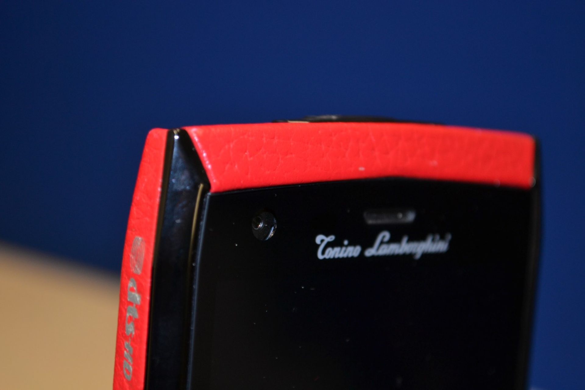 1 x Limited Edition Lamborghini "88 Tauri" Android Smart Phone - Red - Original RRP £4500 - Bild 23 aus 27