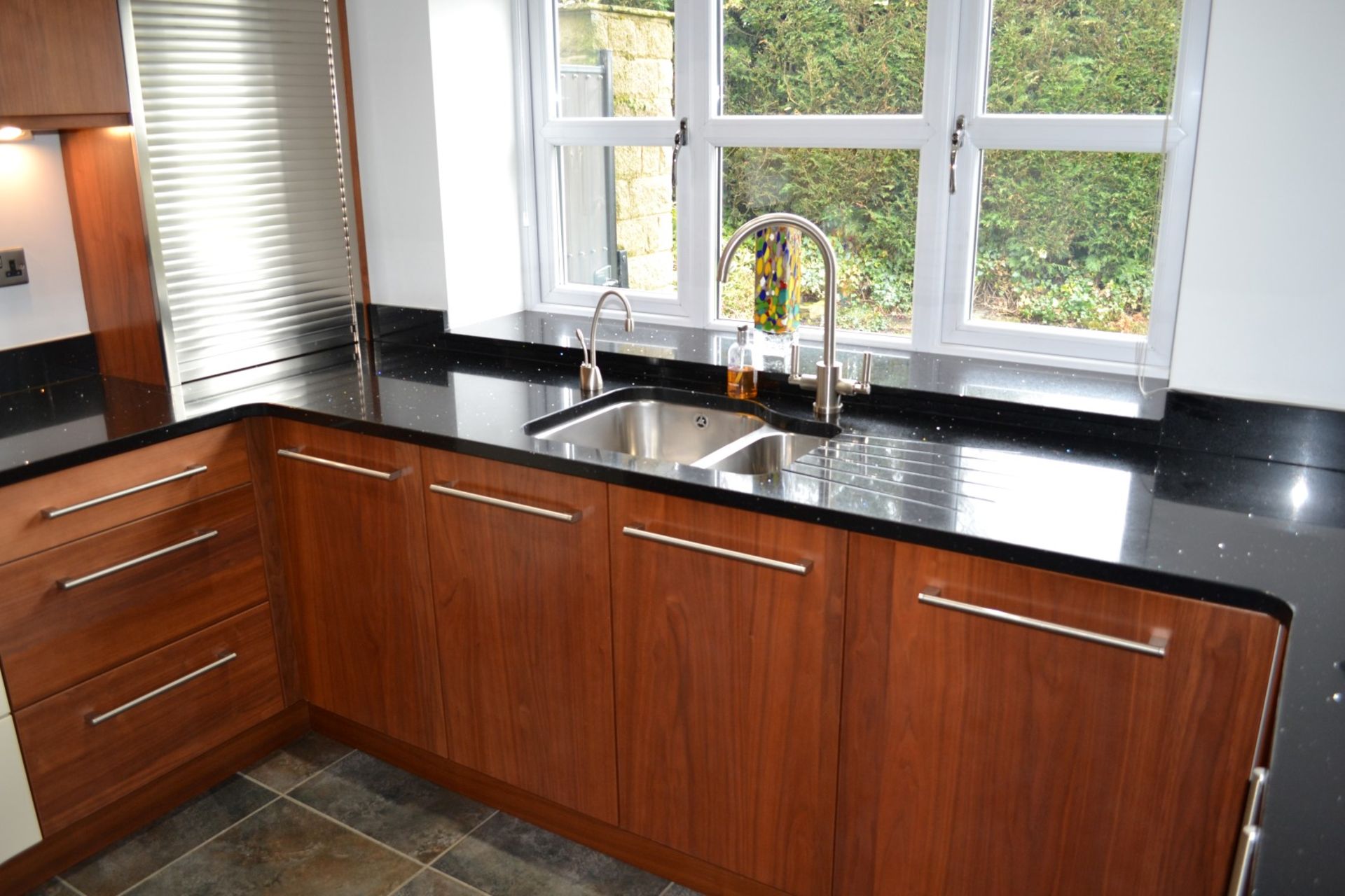 1 x Kitchen Design Bespoke Fitted Kitchen With Silestone Worktops & Neff Appliances - Superb - Image 12 of 59