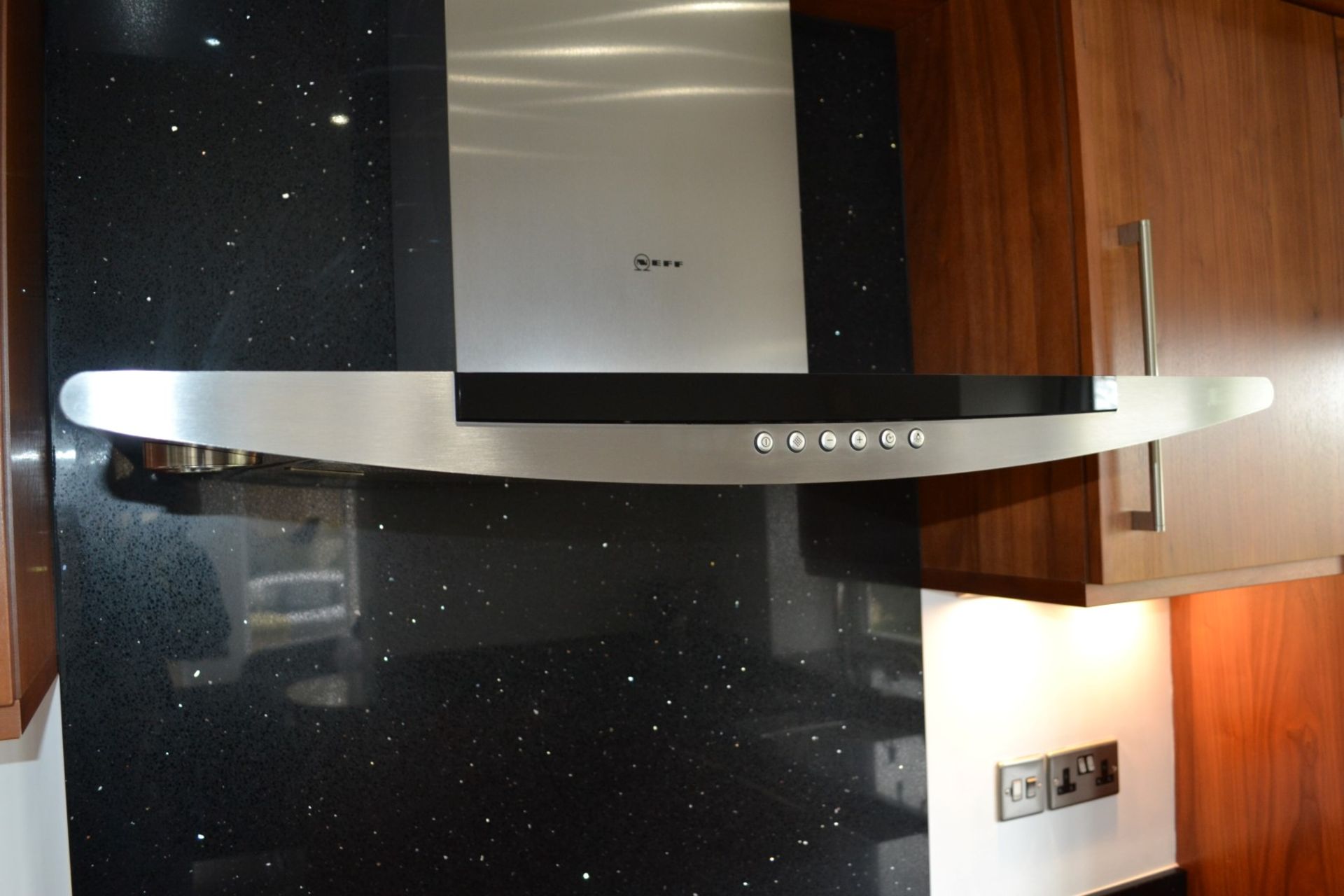 1 x Kitchen Design Bespoke Fitted Kitchen With Silestone Worktops & Neff Appliances - Superb - Image 40 of 59