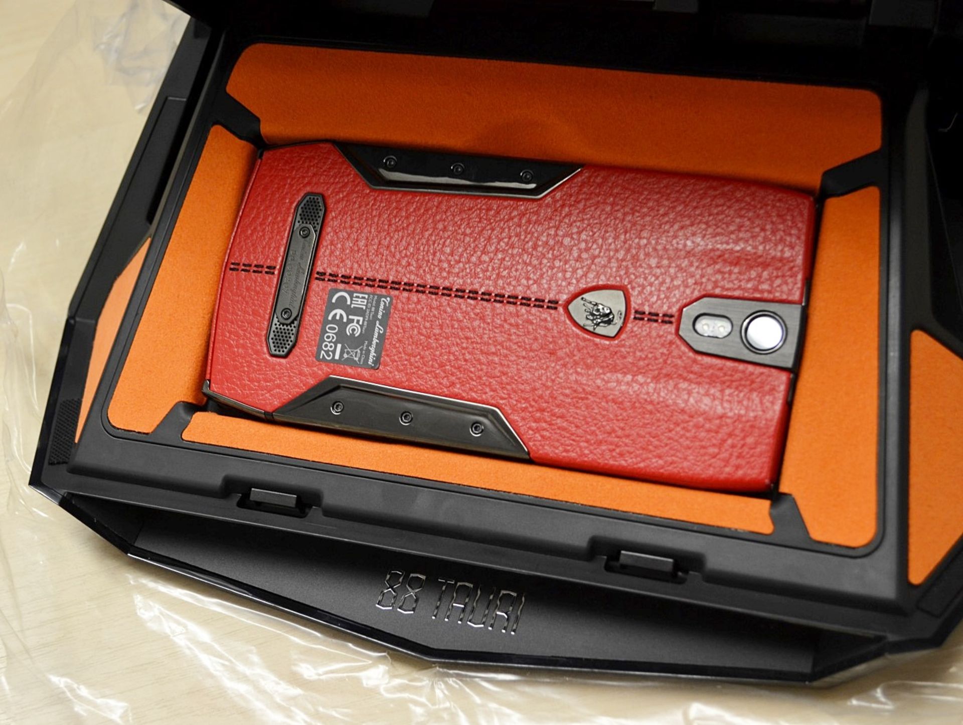 1 x Limited Edition Lamborghini "88 Tauri" Android Smart Phone - Red - Original RRP £4500 - Bild 14 aus 27