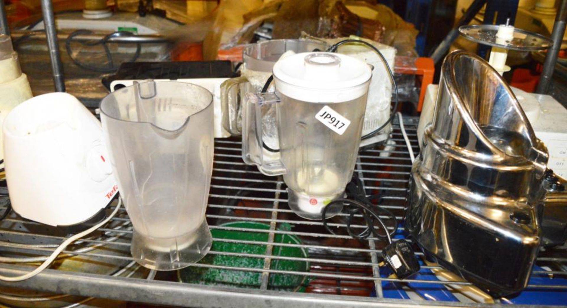 1 x Assorted Collection of Food Blenders and Blending Jugs - CL297 - Ref JP917 - Location: Bolton BL - Image 2 of 7