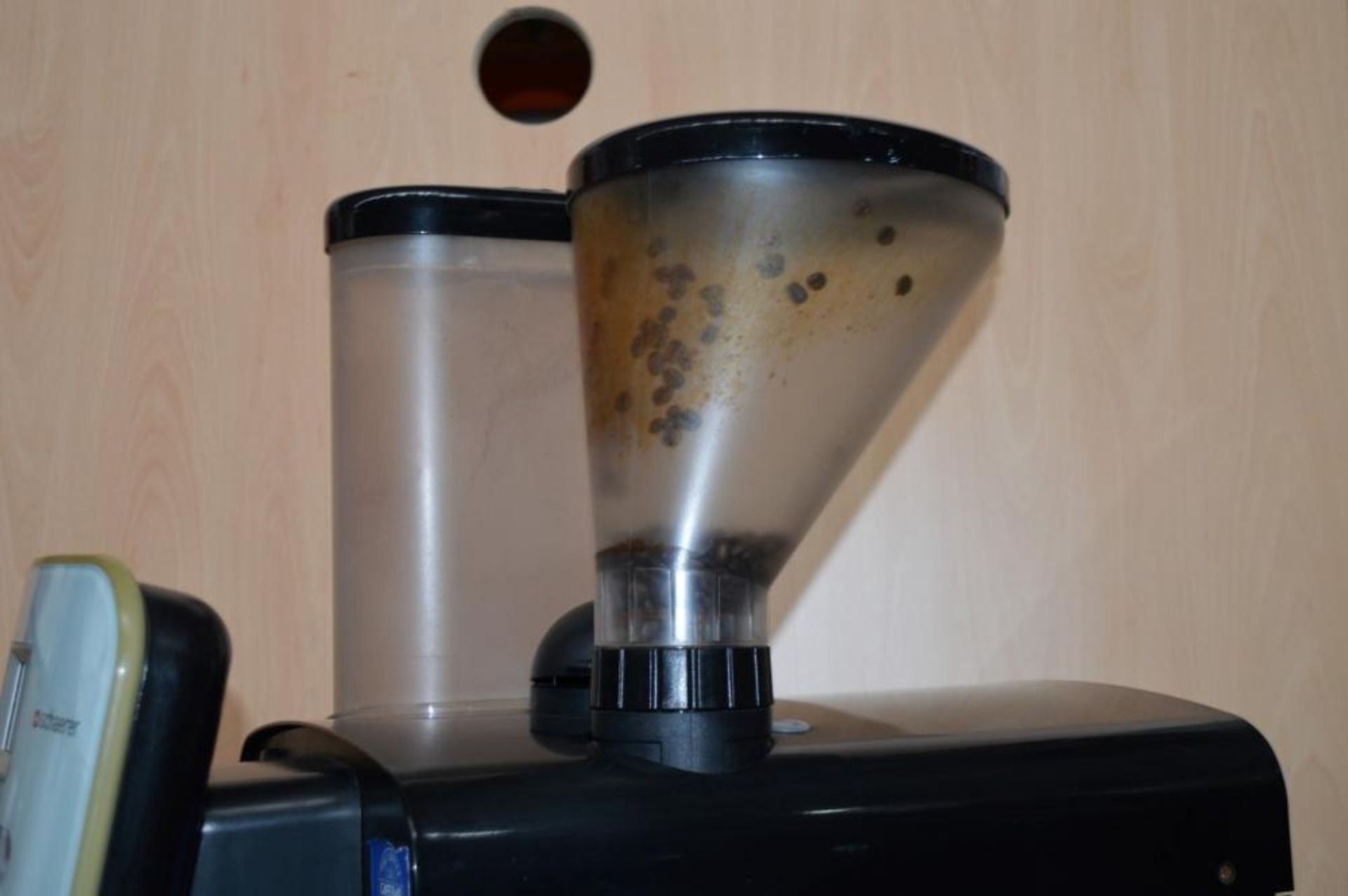 1 x Schaerer Vito Coffee Espresso Hot Chocolate Bean To Cup Hot Drinks Machine - Includes Vitrifrigo - Image 6 of 12