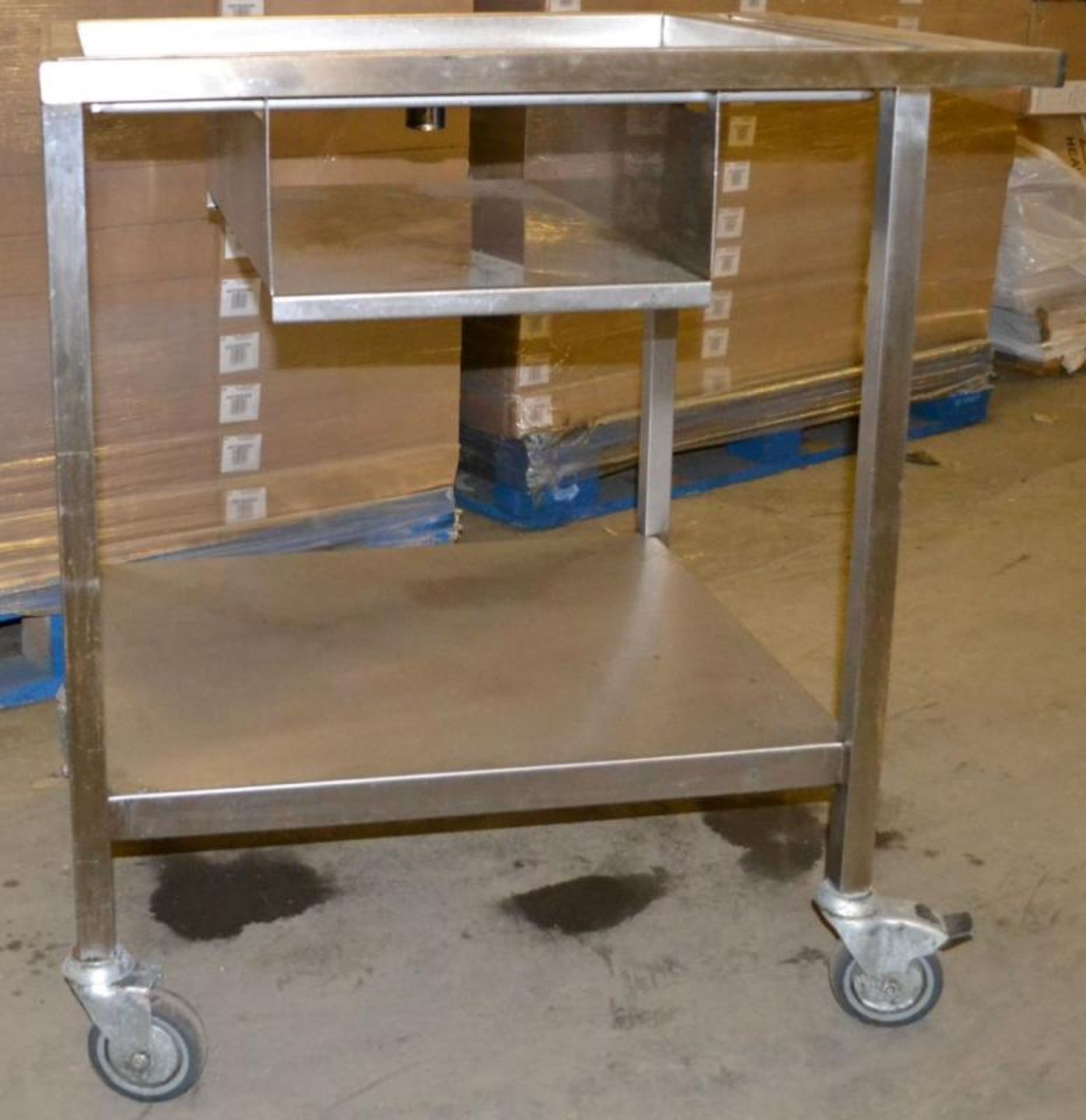 1 x Wheeled Stainless Steel Prep Bench with Drain Hole - Dimensions: 81.5 x 60.5 x 88cm - Ref: MC117 - Image 6 of 7