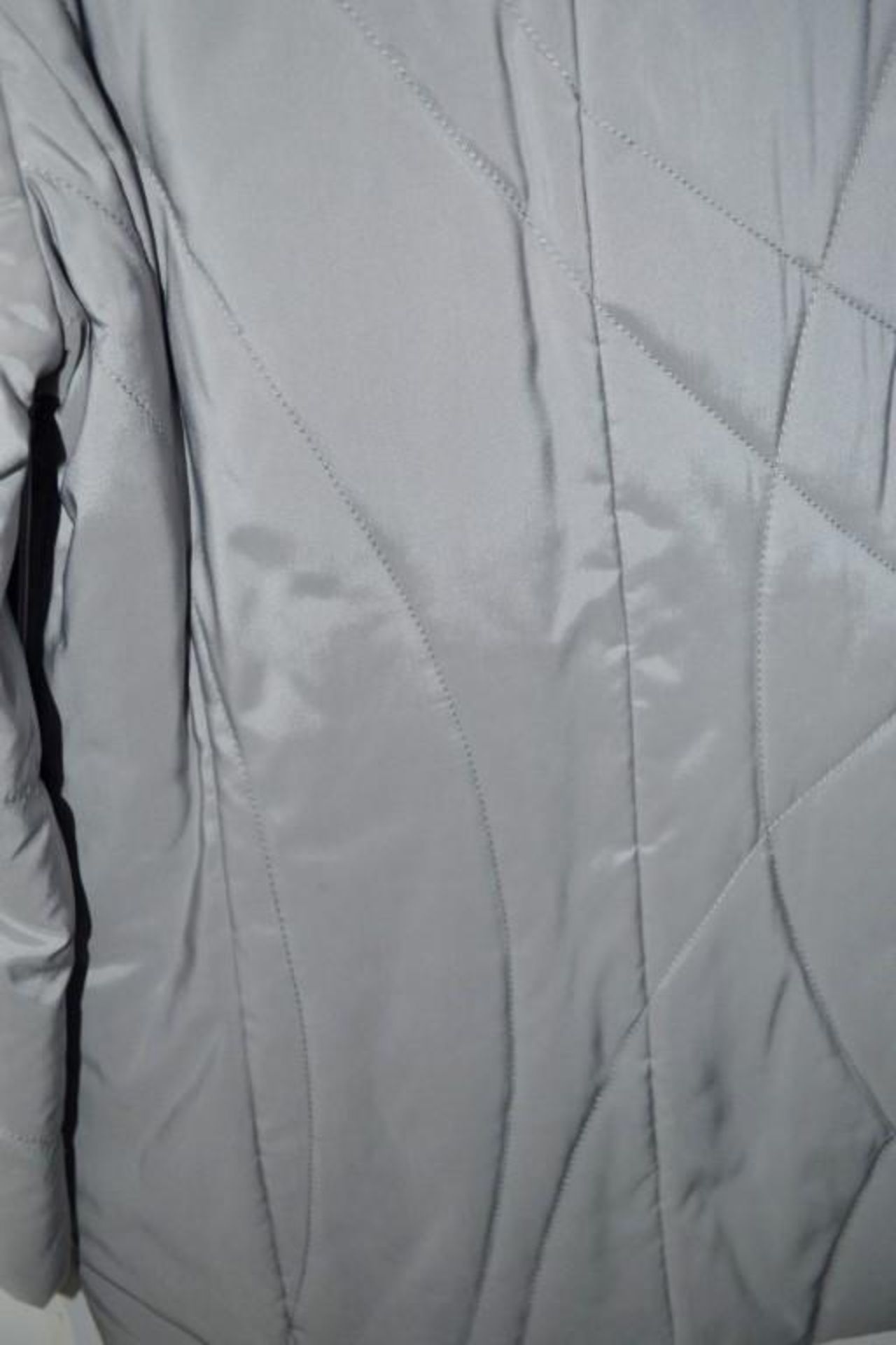1 x Steilmann Kirsten Womens Padded Coat In Silver - Size 12 - CL210 - Ref MT492 - Location: Altrinc - Image 3 of 4