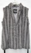 1 x Steilmann Womens Premium Soft Faux Fur Gilet In Grey - Snap Clasp Fastening - UK Size 12 - New S