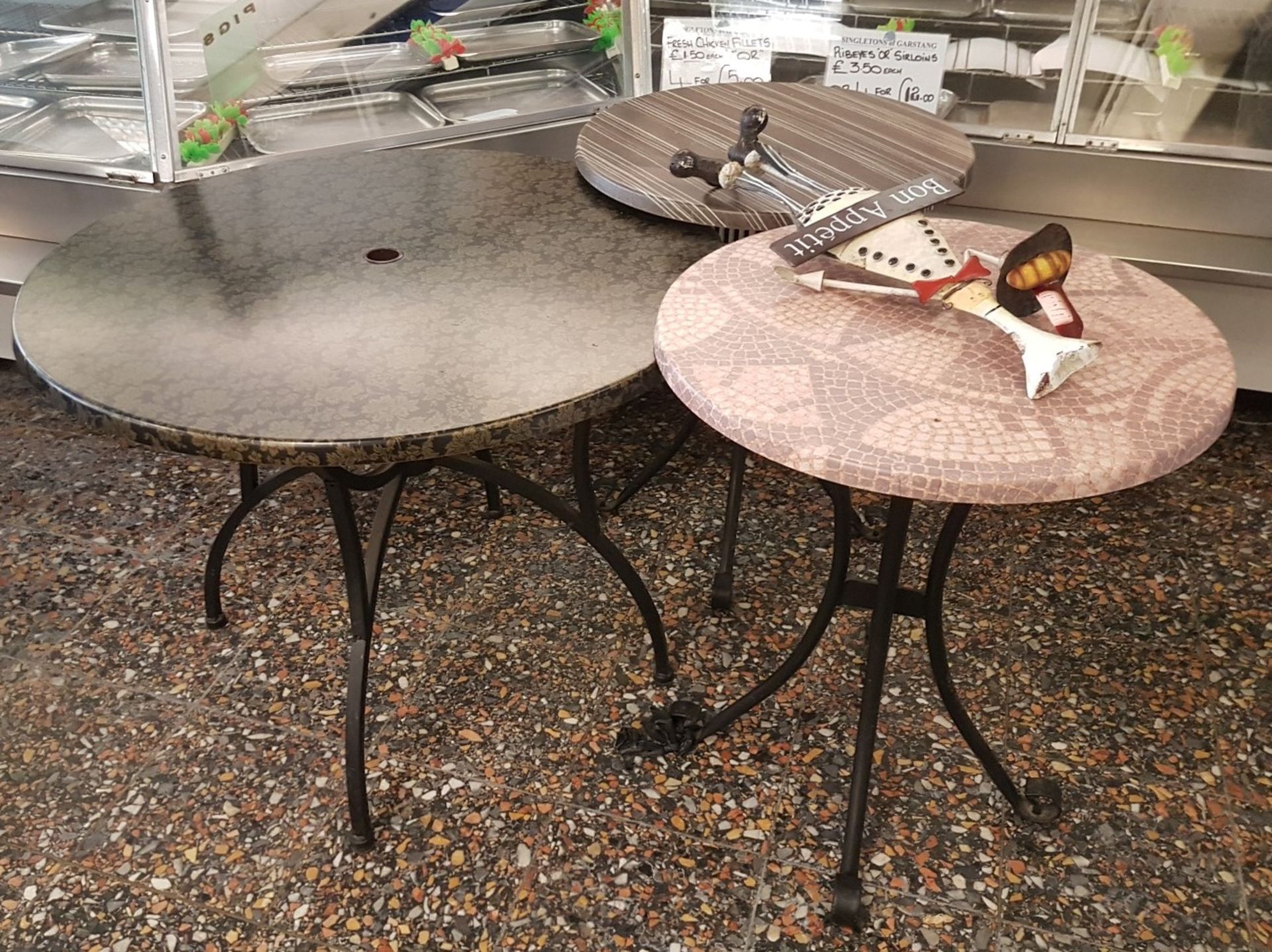 6 x Outdoor Bistro Tables With 14 x Stackable Wrought Iron & Ratten Chairs - 2 Sizes - Ref: SIN001 - - Image 2 of 5