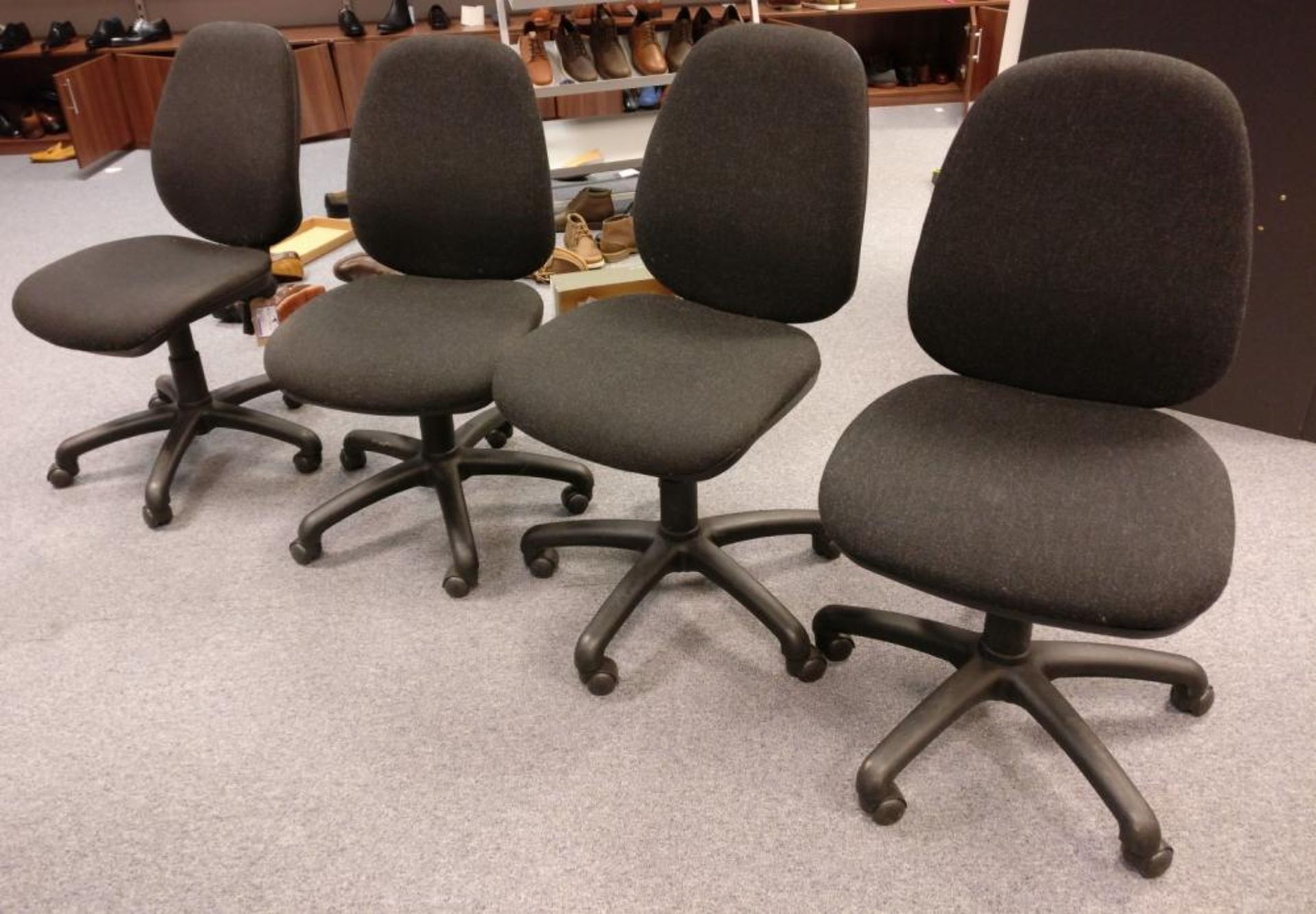 4 x Grey Office Swivel Chairs - Assorted Models - CL285 - Recently Removed From A Major Retailer -