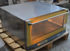 1 x Unox Elena XF180GB-B Commercial Convection oven - H43 x W80 x D77 cms - CL232 - Ref JP358 - Loca