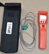 1 x Wavetek Meterman Tm45 Digital 3 1/2 Digit Stick Style Thermometer - CL011 - Ref JP965 -