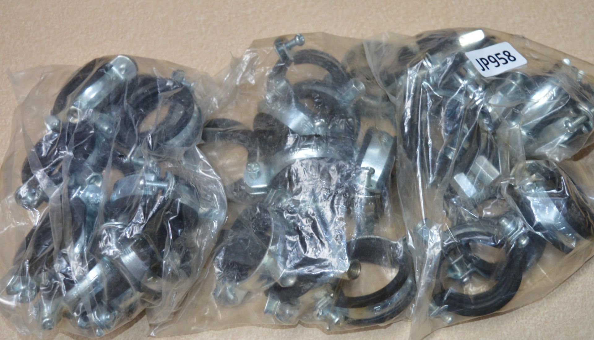 30 x Rubber Lined Pipe Clips 44-49 - New and Unused - CL011 - Ref JP958 - Location: Altrincham WA13