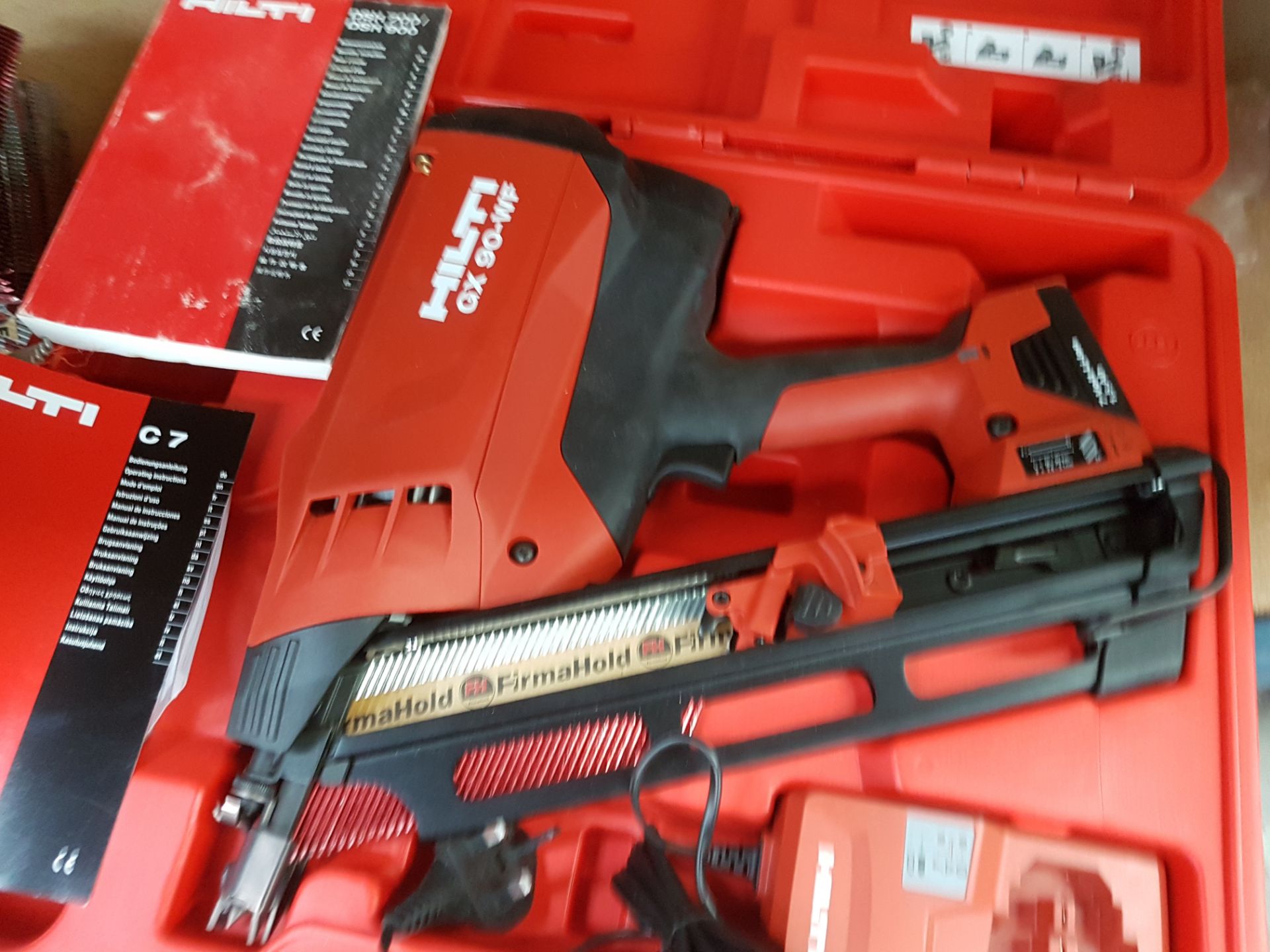 1 x Hilti GX 90-WF Framing Nail Gun - Includes Case, Manuals, 240v Charger, Battery and Nails - Image 6 of 6