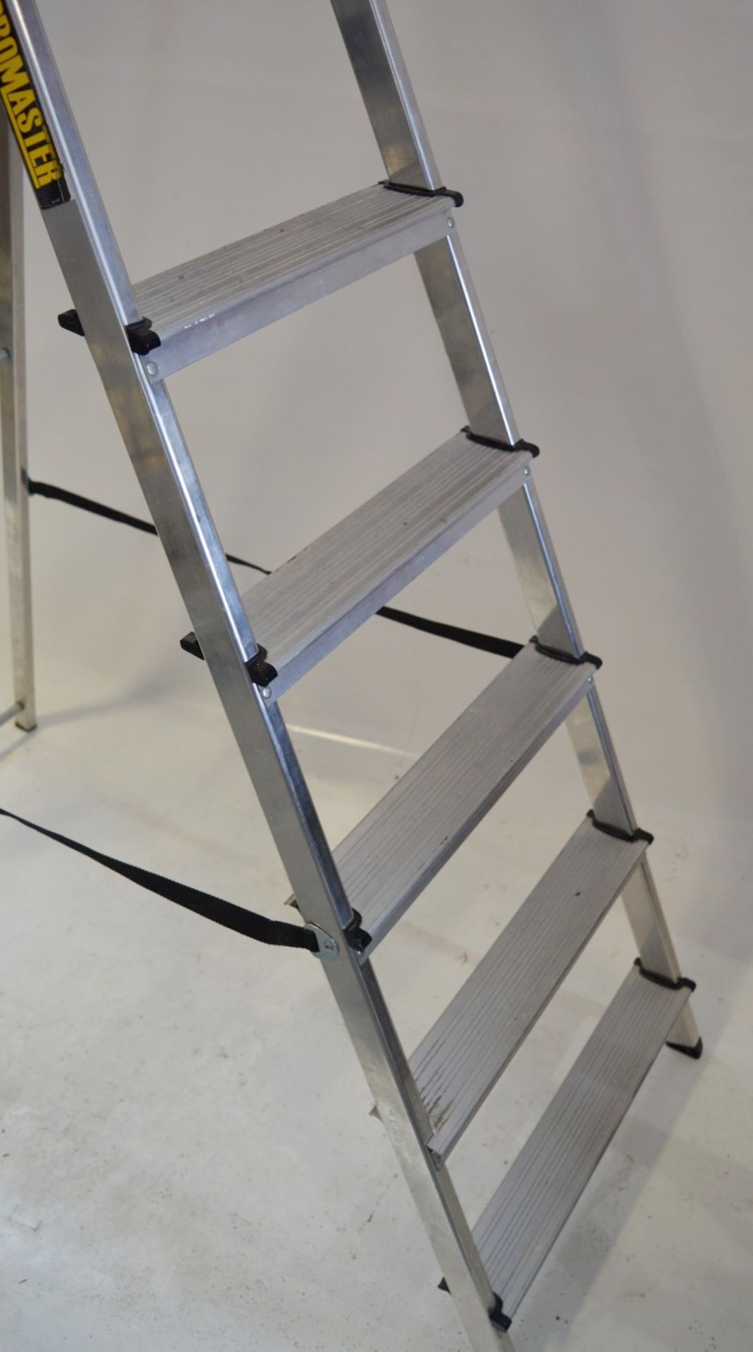 1 x ProMaster 7 Tread Aluminum Stepladders - Max Load 150kg - Excellent Condition - CL285 - Ref - Image 2 of 5