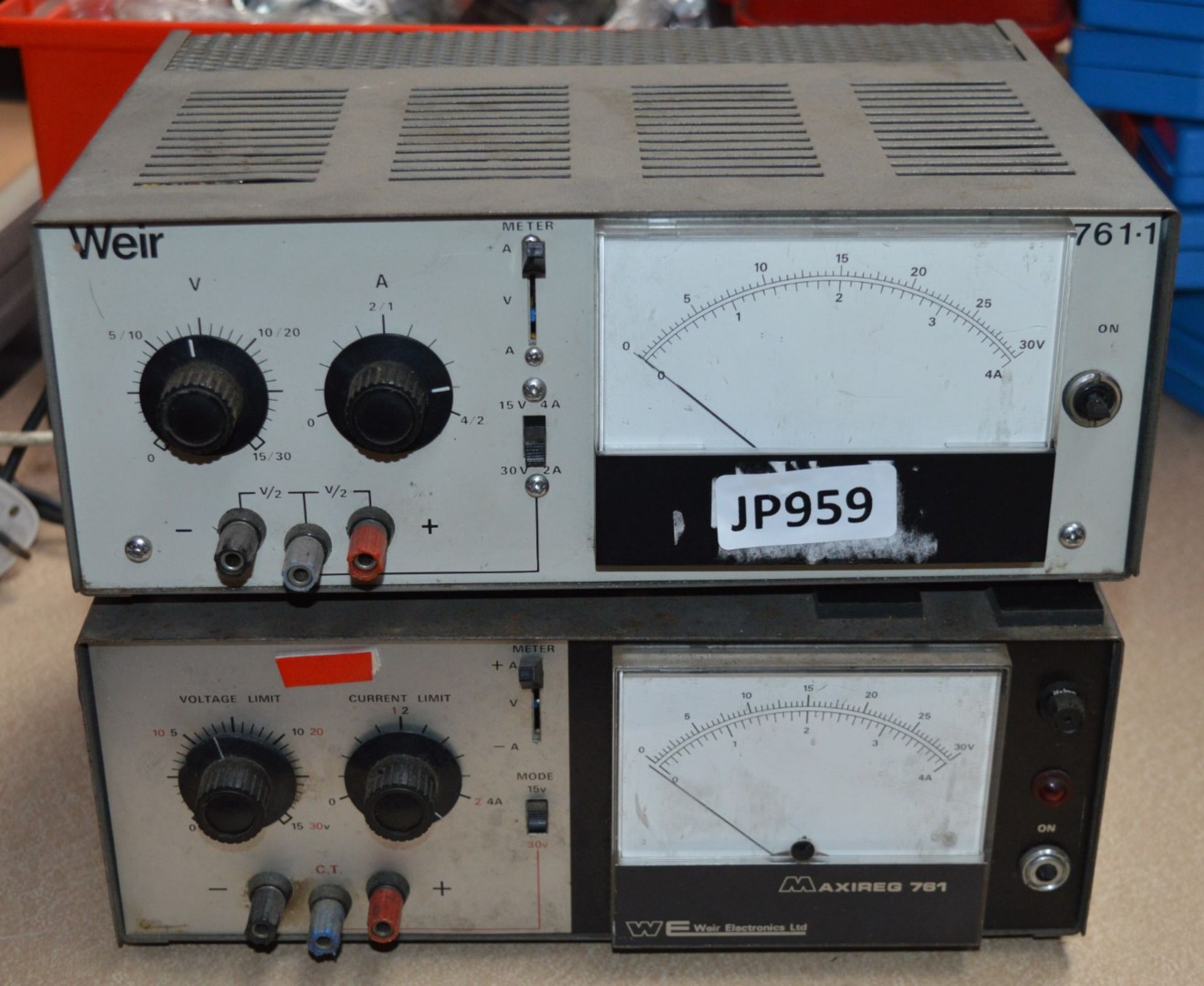 2 x Weir Maxireg 791 Bench Top Power Supplies - 240v - Ref JP959- CL011 - Location: Altrincham WA14