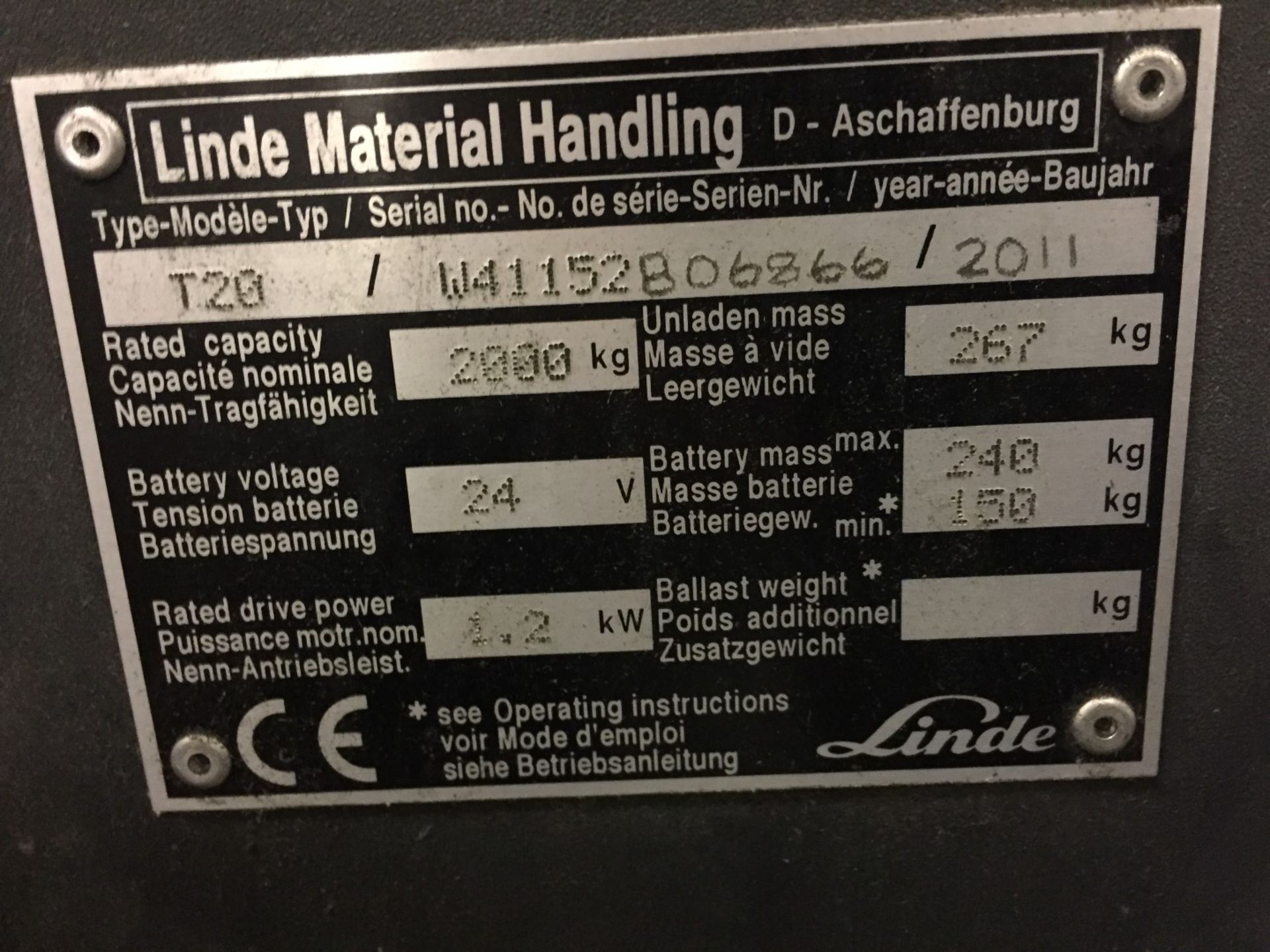 1 x Linde T20 Electric Pallet Truck - Tested and Working - Charger Included - CL007 - Ref: T20/1 - - Image 5 of 12