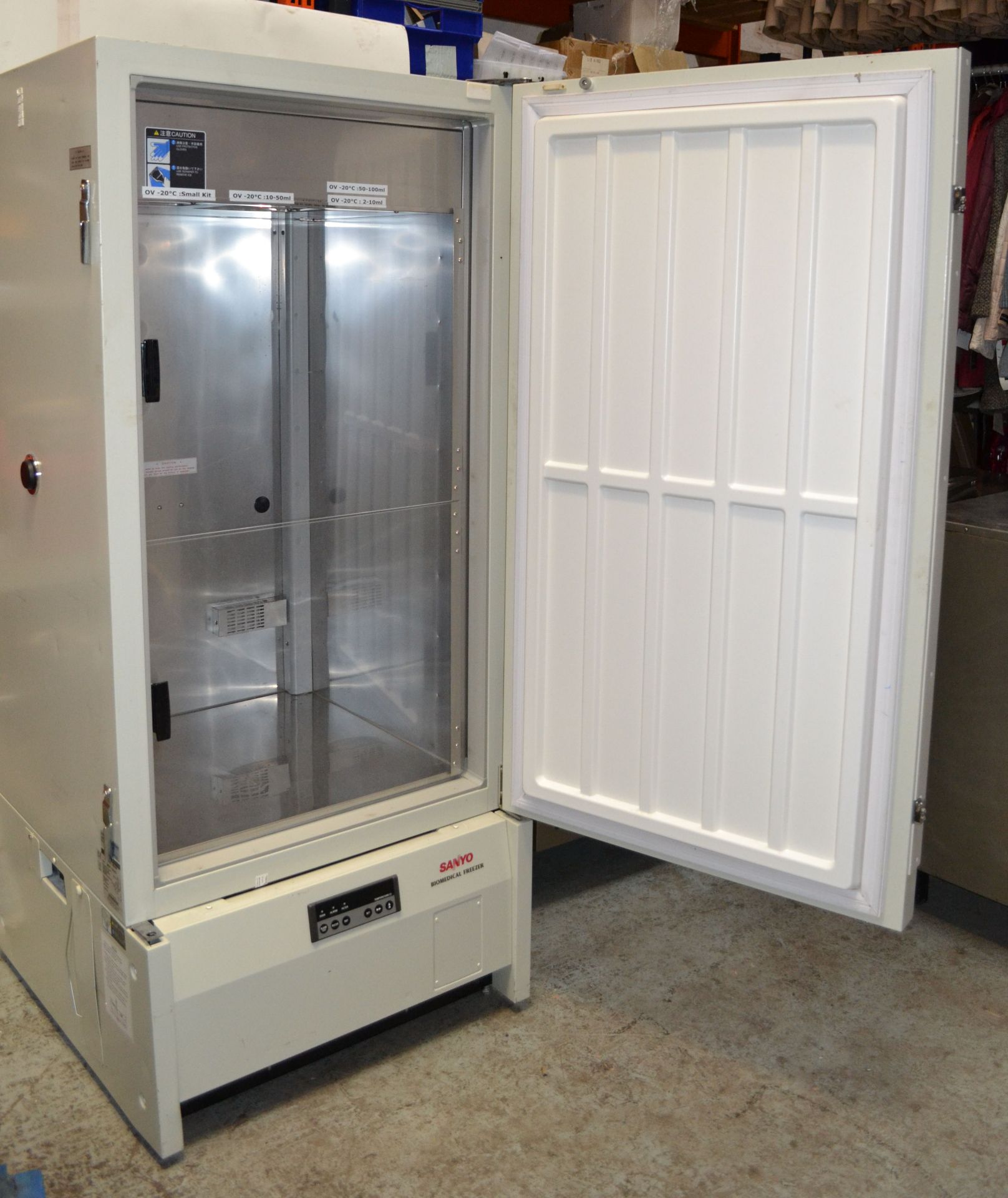 1 x Sanyo MDF-U443 Biomedical 426L Freezer - 80x83.5x181cm - Ref: HM212 - CL261 - Location: - Image 15 of 15