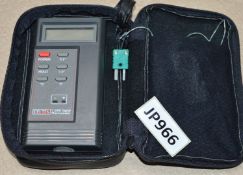 1 x Celtek T2000 Digital Thermometer - CL011 - Ref JP966 - Location: Altrincham WA14