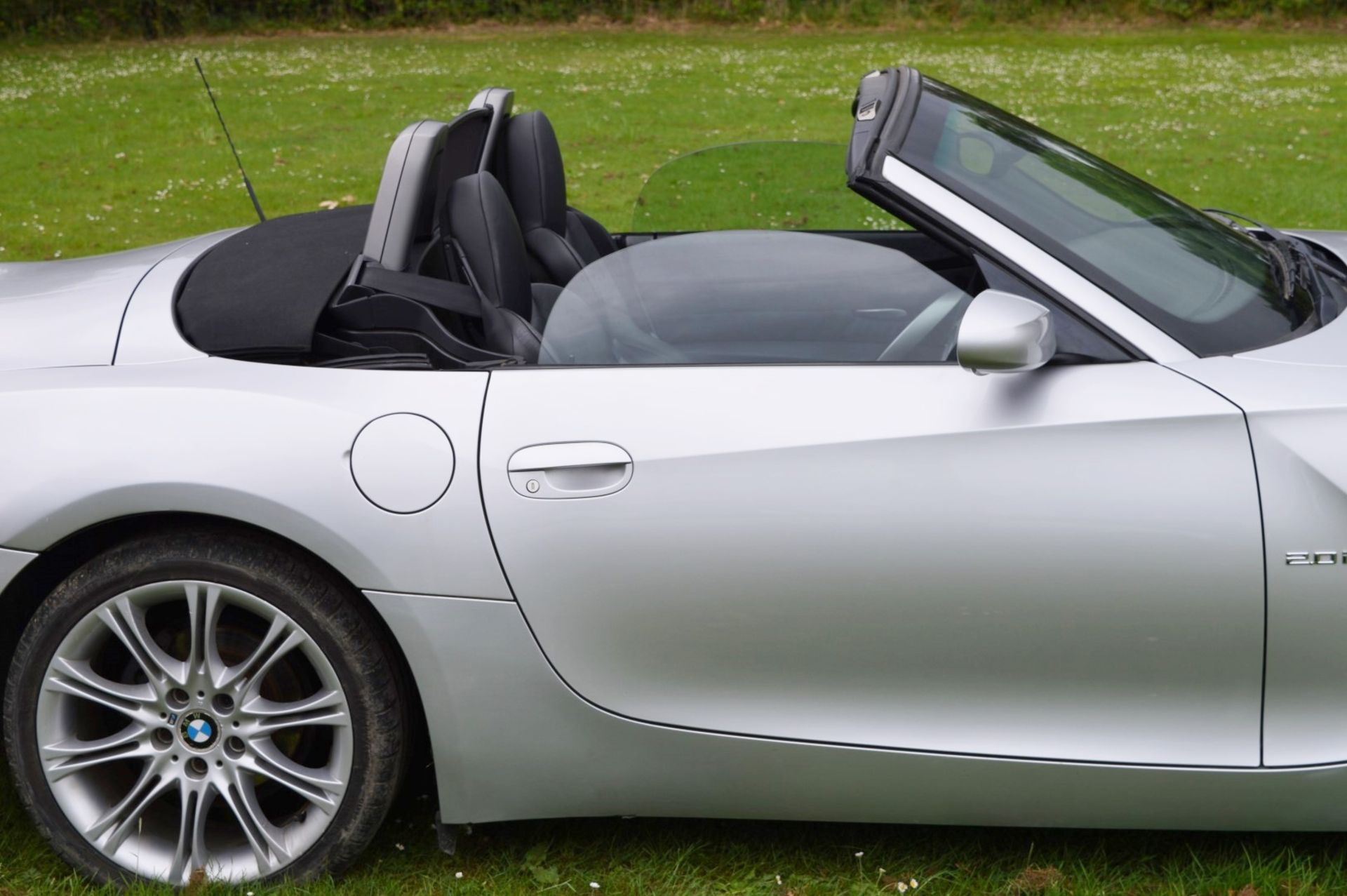 1 x BMW M Sport Convertible Z4 2.0i - 2008 58 Plate - 54,000 Miles - Silver Finish - Power Roof - - Image 13 of 47