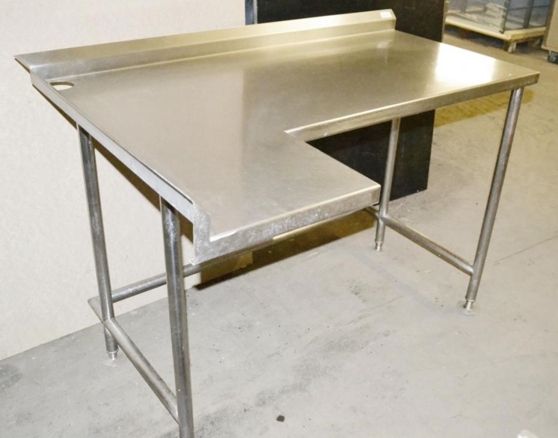 1 x Stainless Steel Commercial Corner Prep Counter With Spashback - Dimensions: W142 x D98 x H102cm - Image 2 of 4