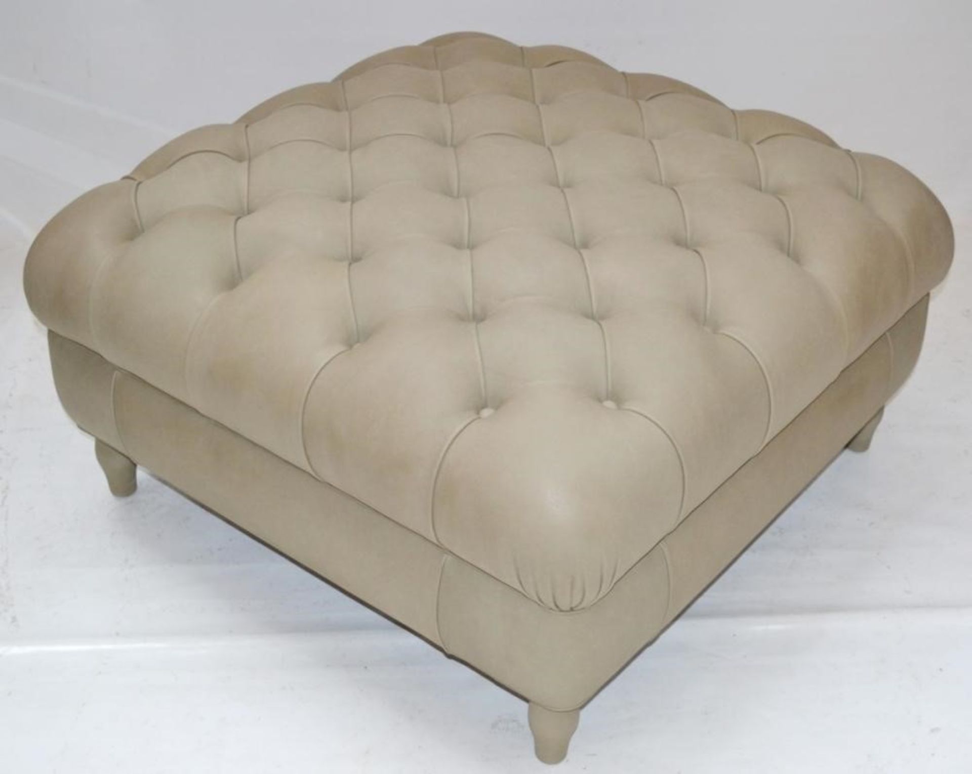 1 x POLTRONA FRAU "Chester" Square Buttoned Pouf Richly Upholstered In Pelle Frau® Century Leather ( - Image 3 of 9