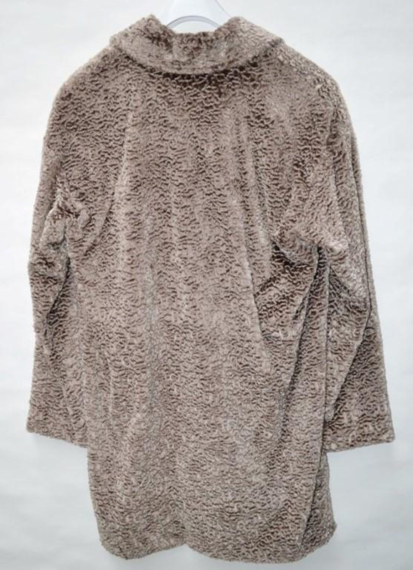 1 x Steilmann Womens Vintage-Style Faux Fur Winter Coat - Colour: Mocha - Size 12 - CL210 - New Samp - Image 3 of 4