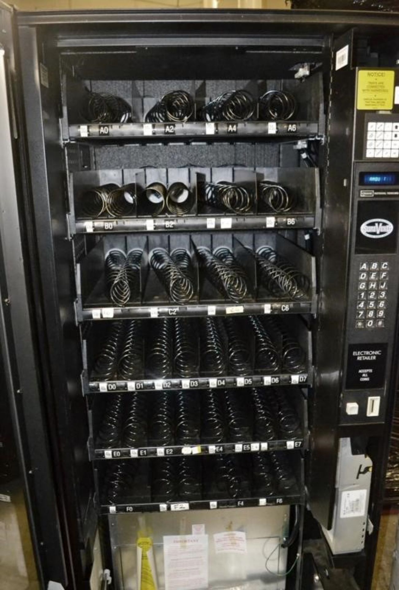 1 x Crane Chilled "Snack Center 4" Vending Machine - Model 458 - Recently taken From A Working Envir - Bild 7 aus 15