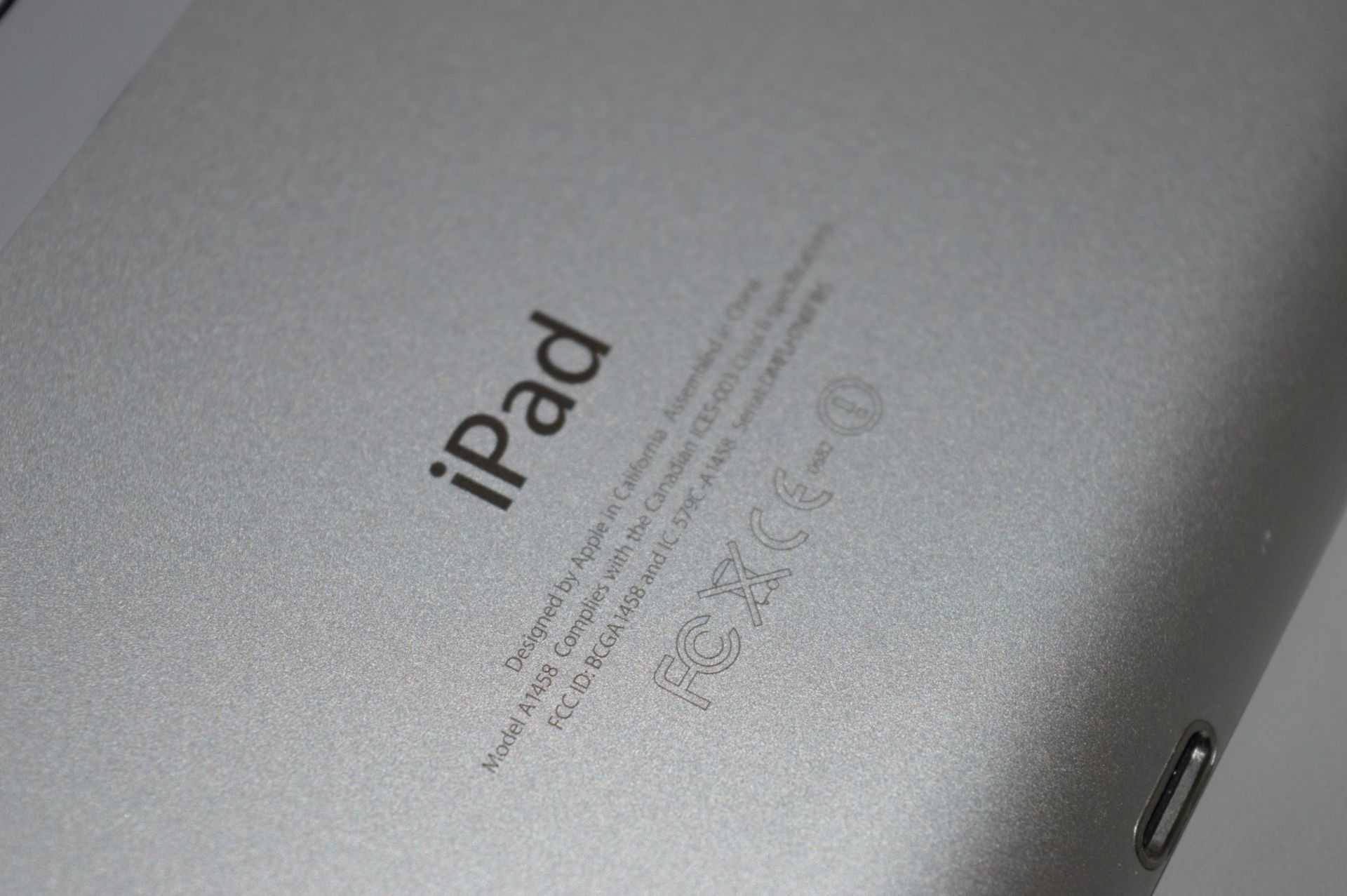 1 x Apple iPad 4th Gen in White - Model A1458 16gb - Excellent Cosmetic Condition - CL285 - Ref JP49 - Image 3 of 3