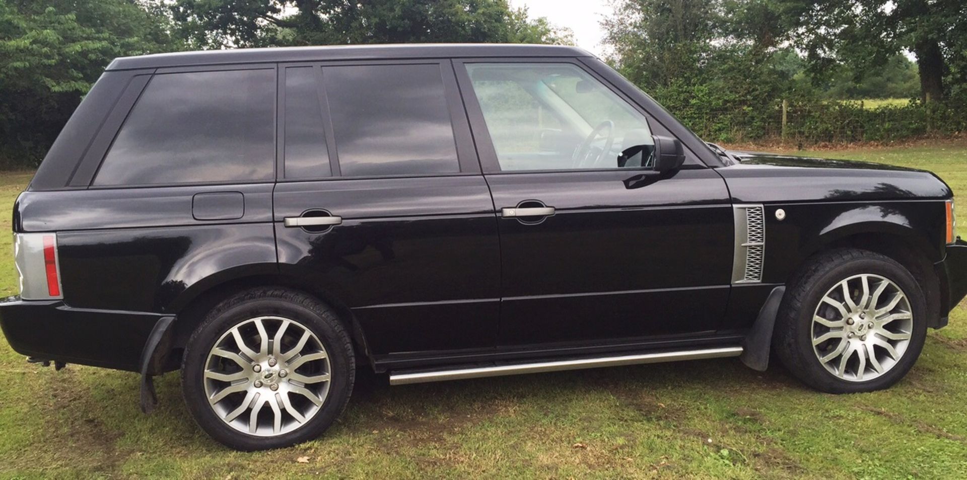 1 x Land Rover Range Rover Autobiography TDV8 A 3.6 Estate - 2008 58 Plate - 109,000 Miles - Black - Image 5 of 27