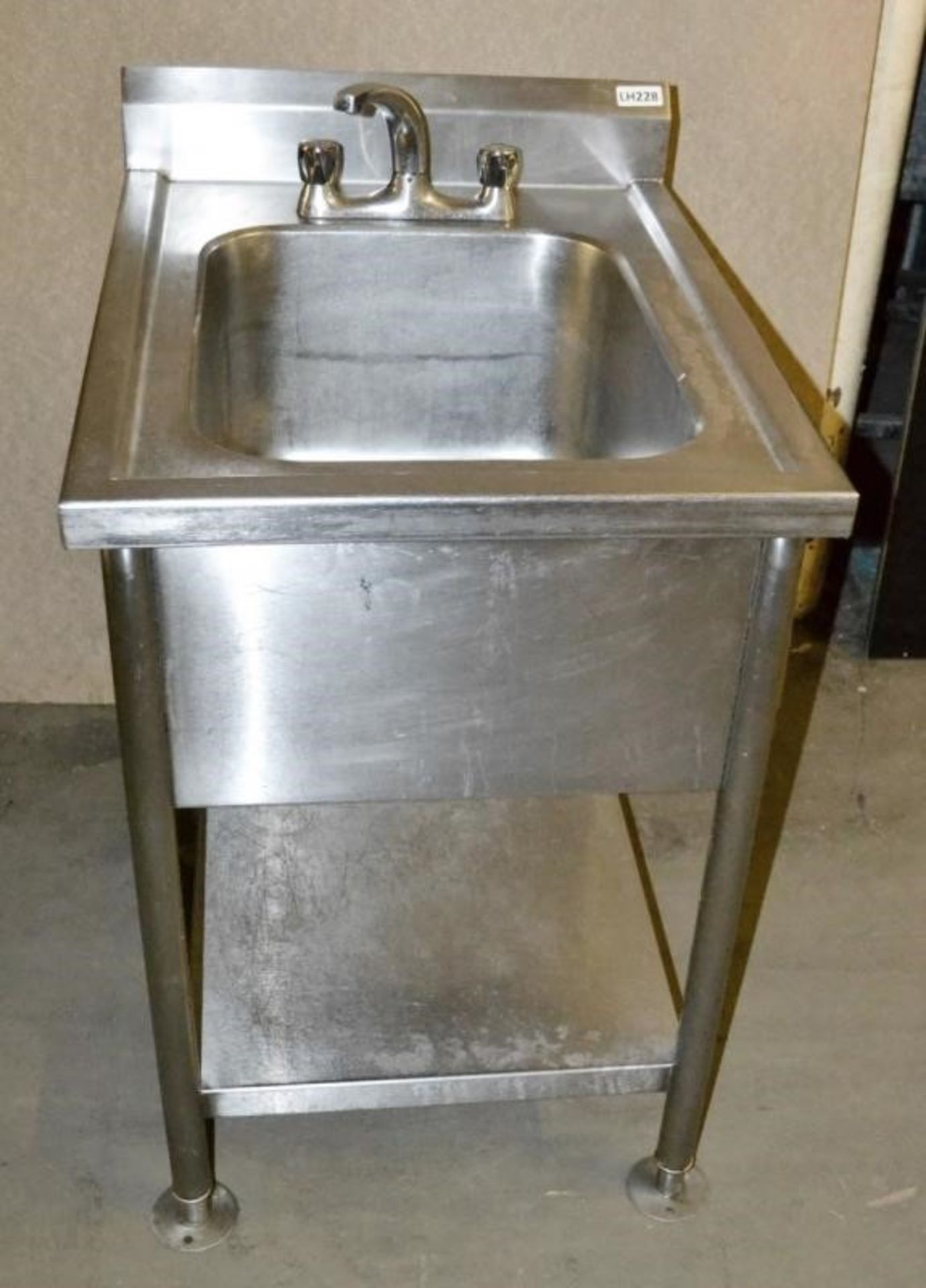 1 x Stainless Steel Commercial Sink Unit / Wash Station With Mixer Tap, Spillage Lip, Splashback and - Image 2 of 7