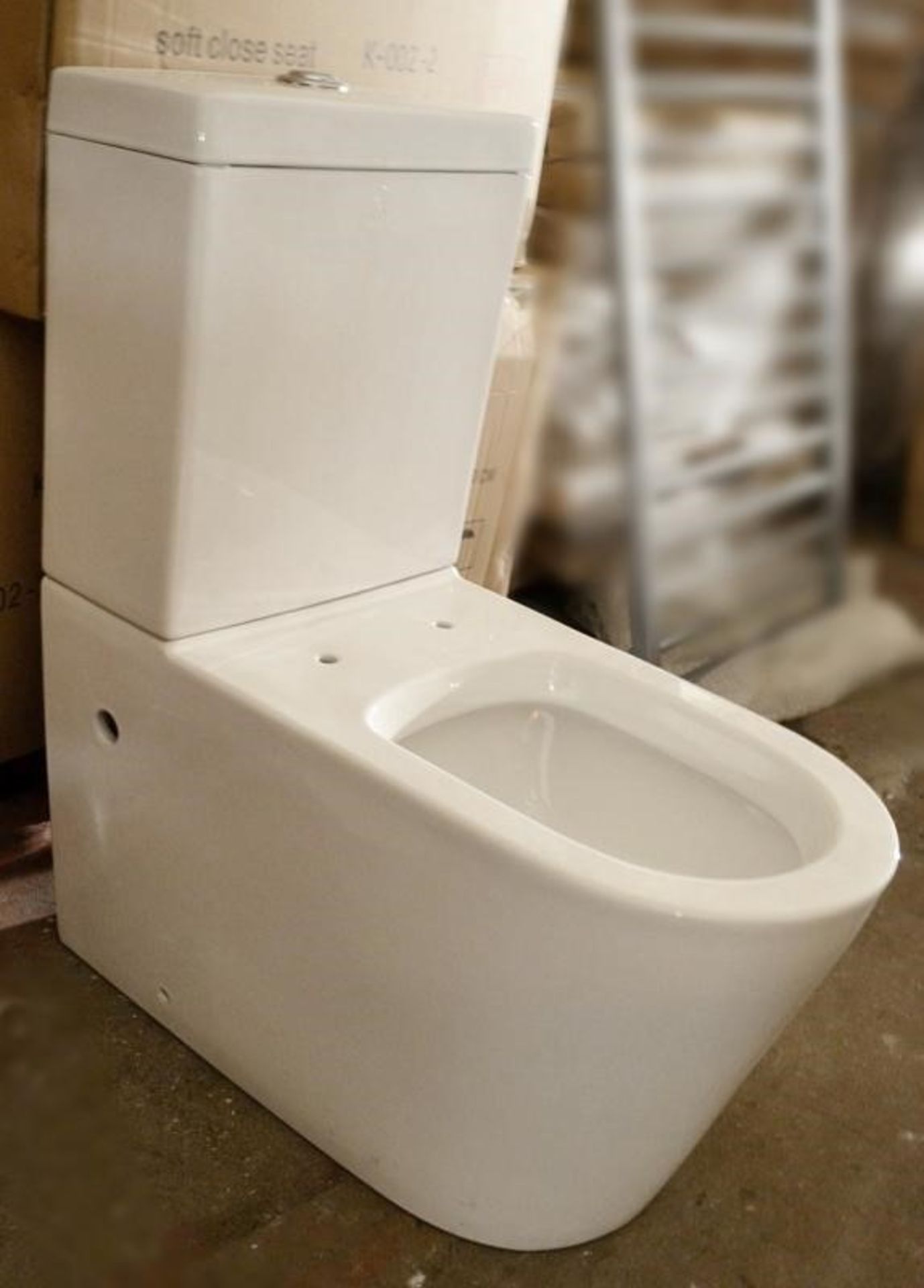 1 x Close Coupled Toilet Pan With Soft Close Toilet Seat And Cistern (Inc. Fittings) - Brand New Box - Image 11 of 11