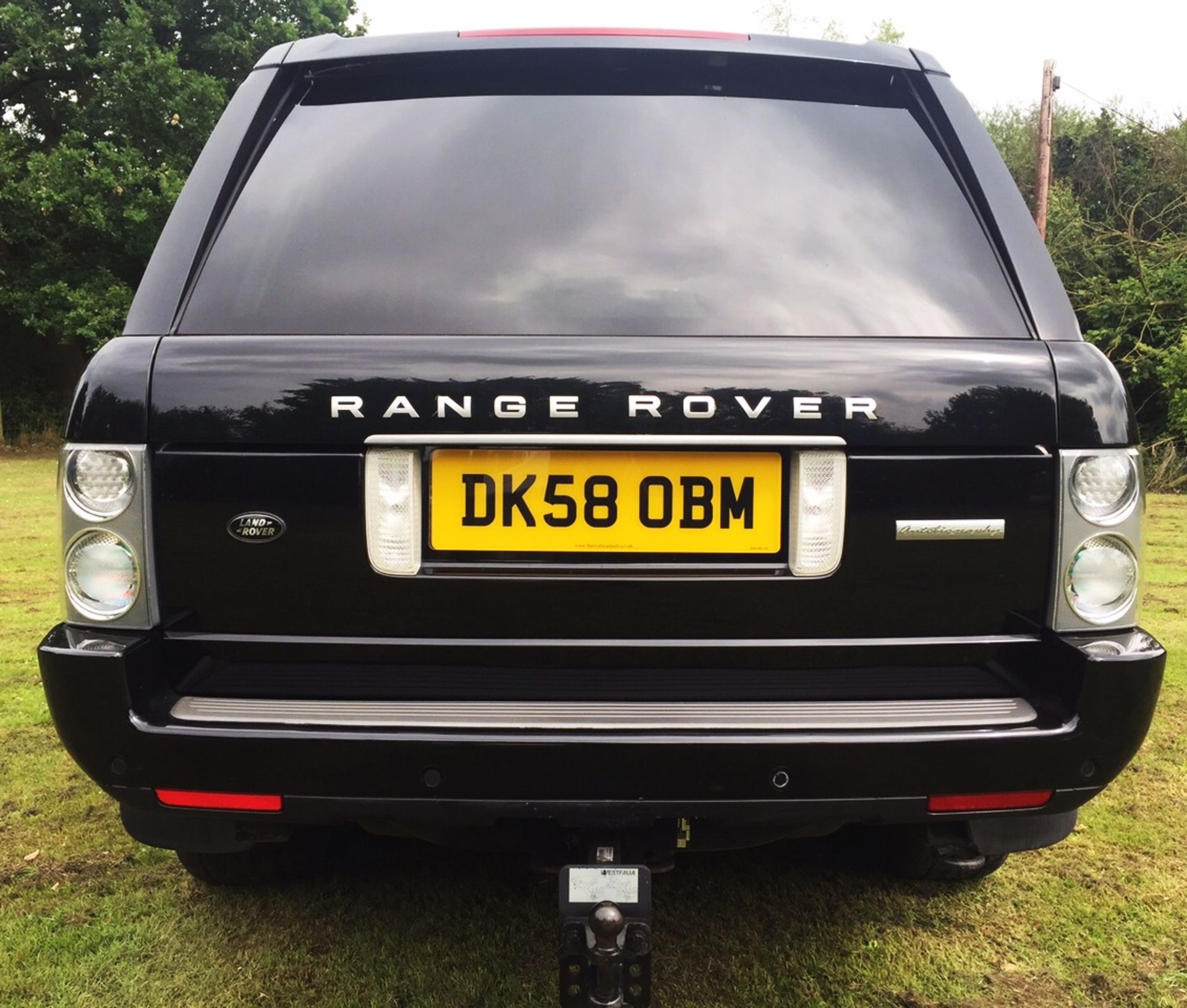 1 x Land Rover Range Rover Autobiography TDV8 A 3.6 Estate - 2008 58 Plate - 109,000 Miles - Black - Image 3 of 27