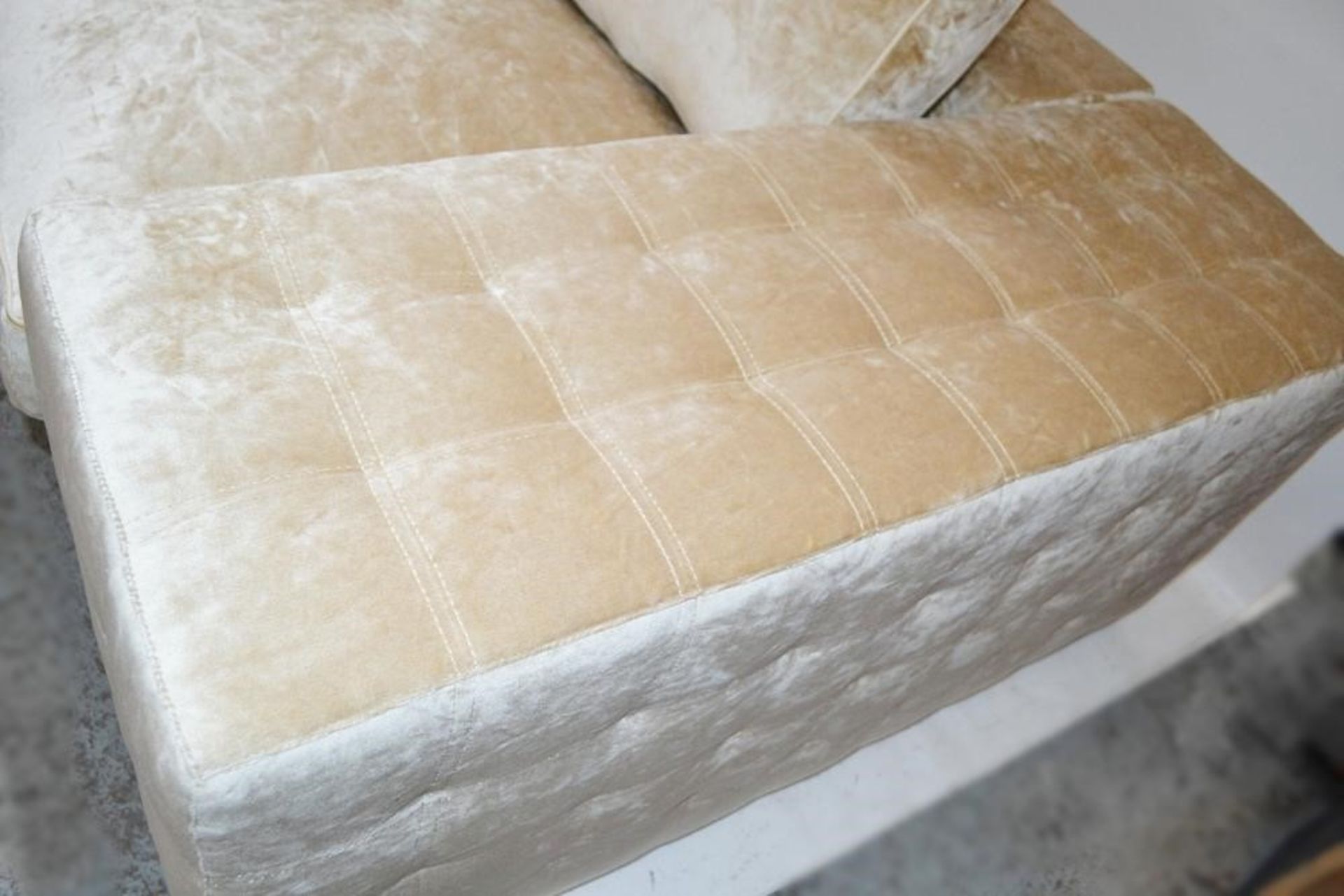 1 x GIORGIO "Sayonara" 3-Seater Sofa In An Opulent Champagne Chenille Upholstery - Ref: 4711347 NP1/ - Bild 7 aus 8