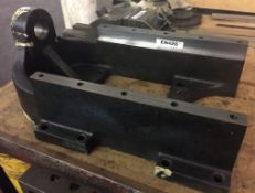 1 x Large Cast Iron U Shape machine clamp - CL202 - Ref EN426 - Location: Altrincham WA14