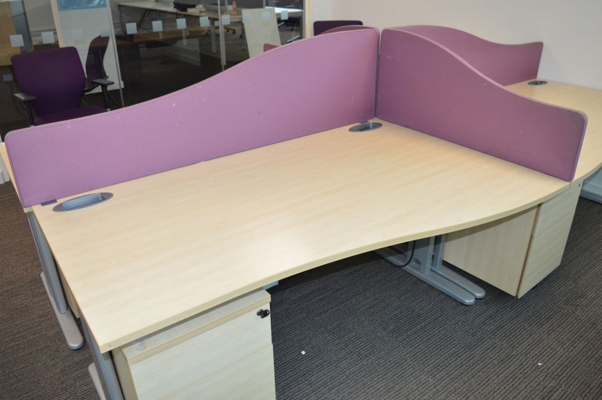 4 x Wave Office Desks With Privacy Partitions - Beech Finish With Purple Privacy Panels - Desk - Bild 6 aus 11